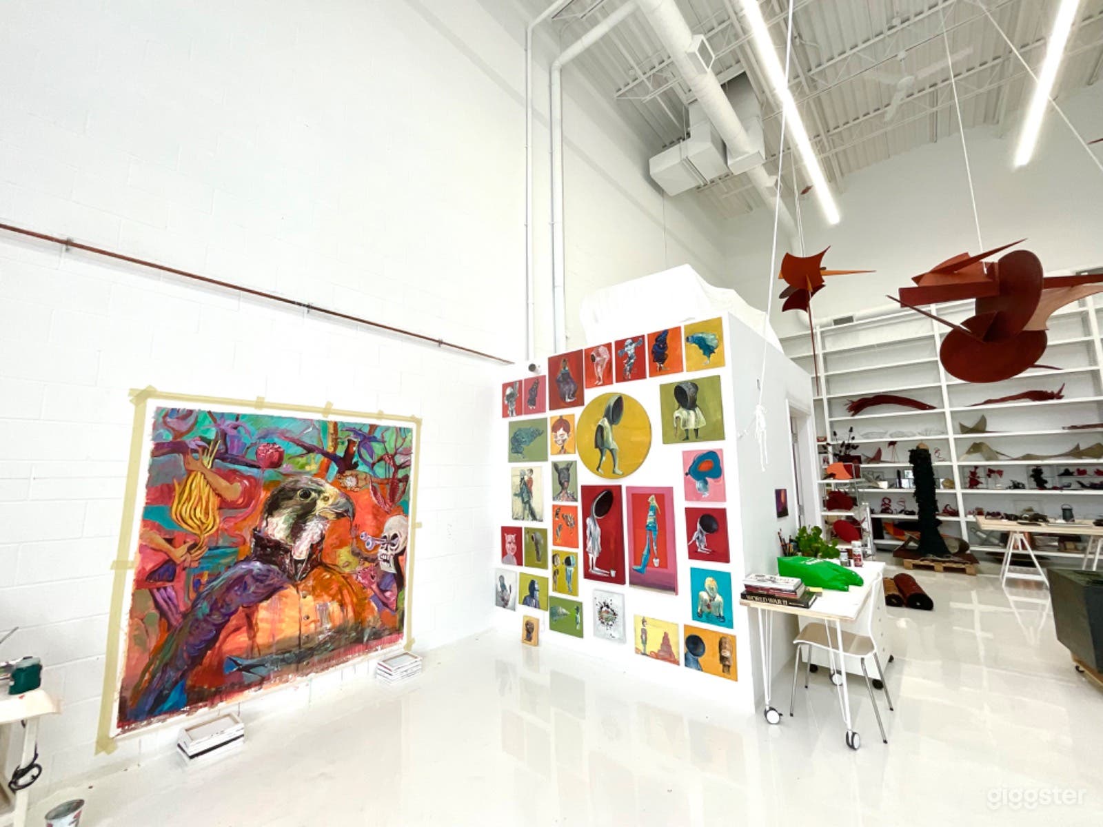 Excellent studio for photography, film, and visual art