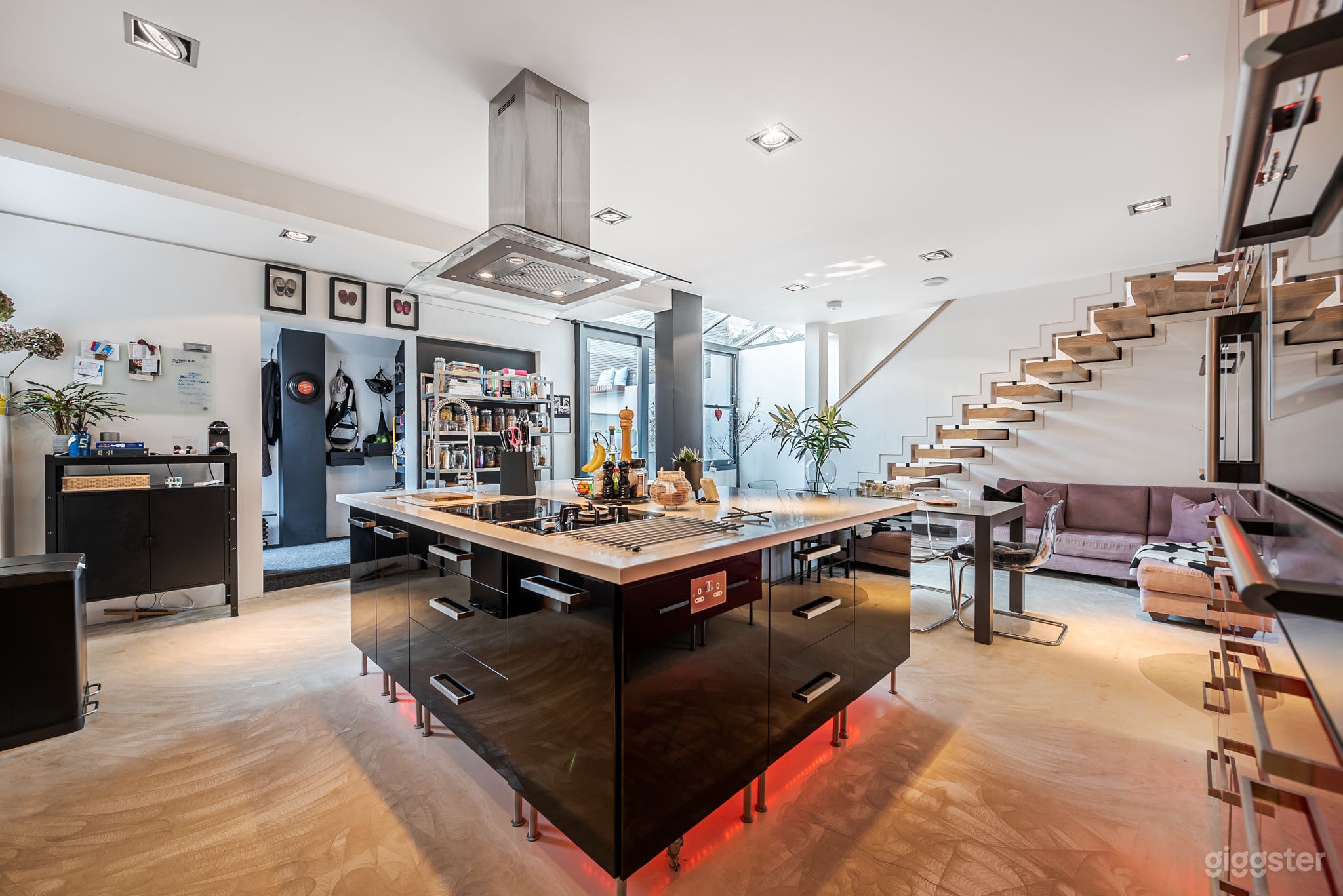 Telford Avenue Photo 3