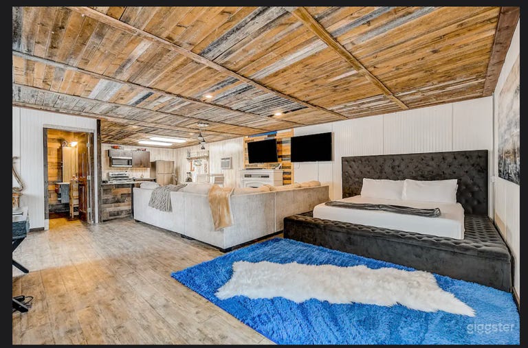  Relaxing Pool with Pool house and Lounge 