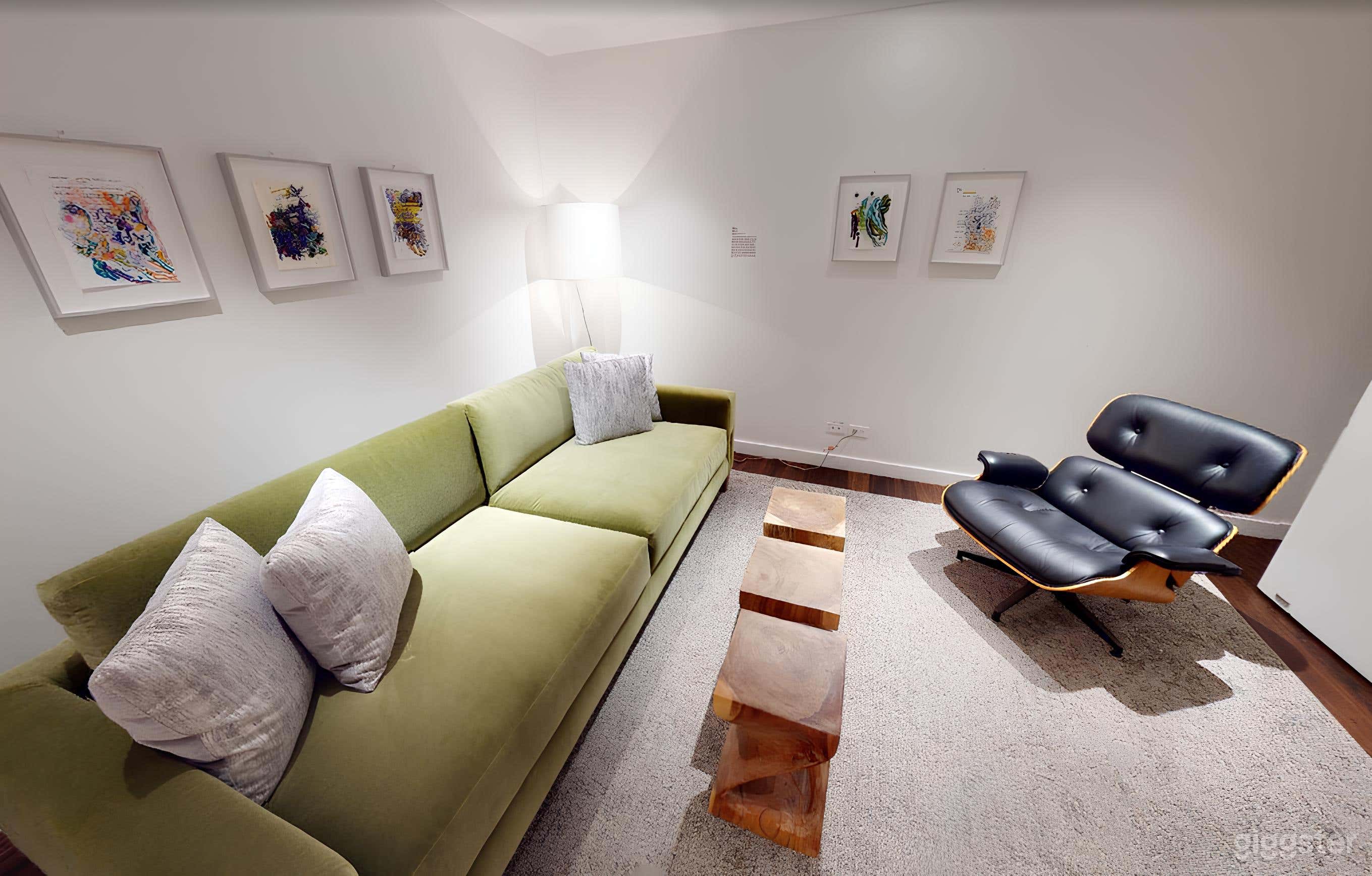 Gallery Seven Photo 4