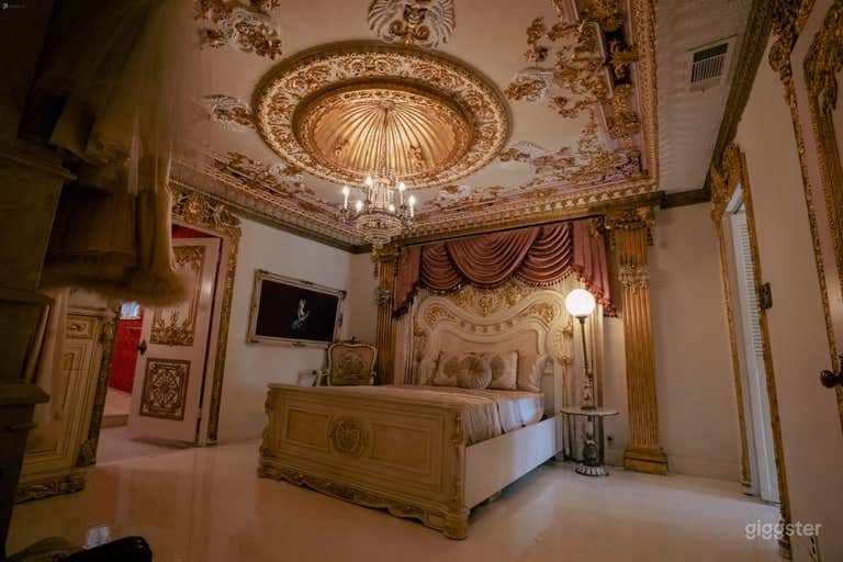  Royal European Rococo Style Palace 