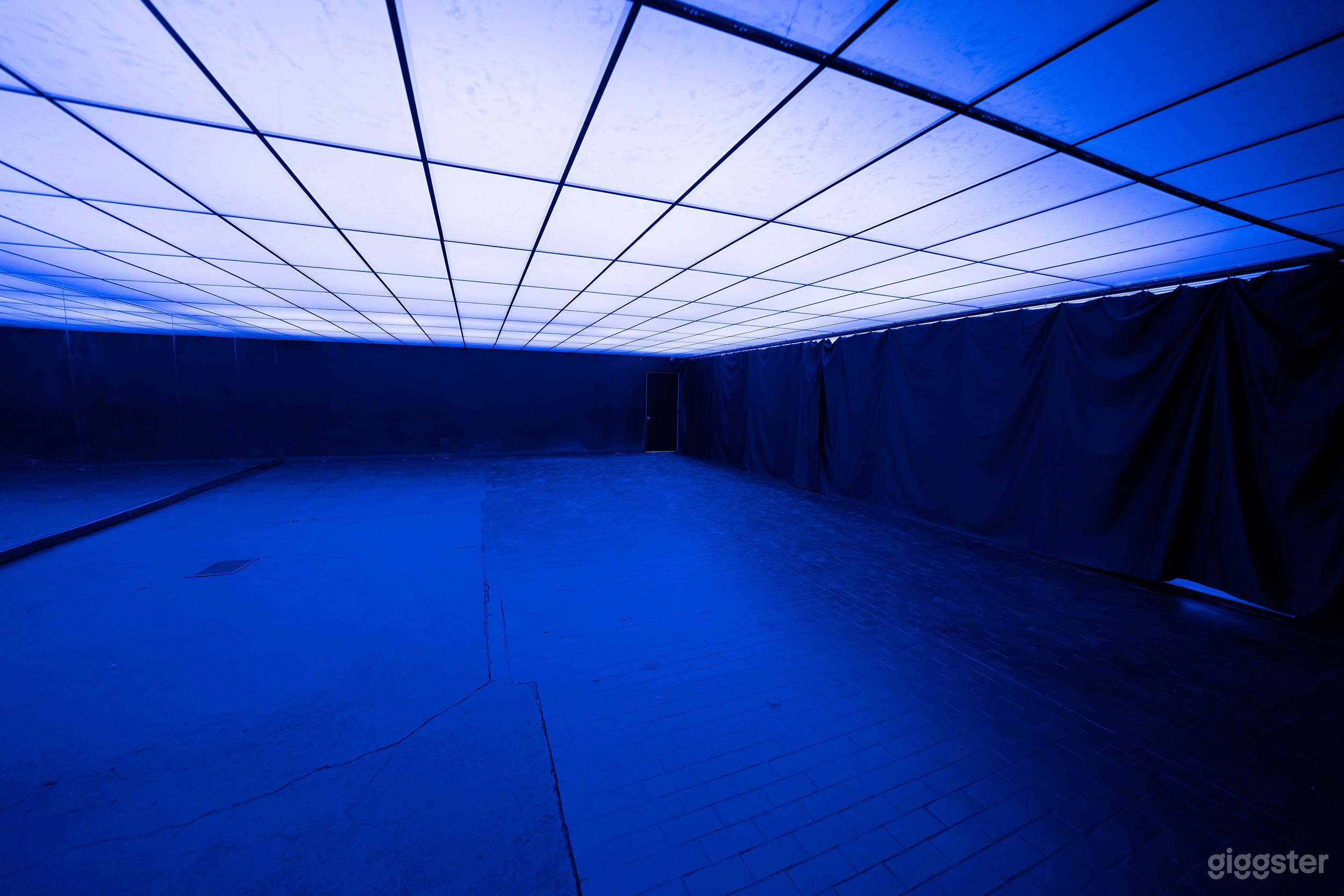 Infinity Room in Brooklyn Photo 1