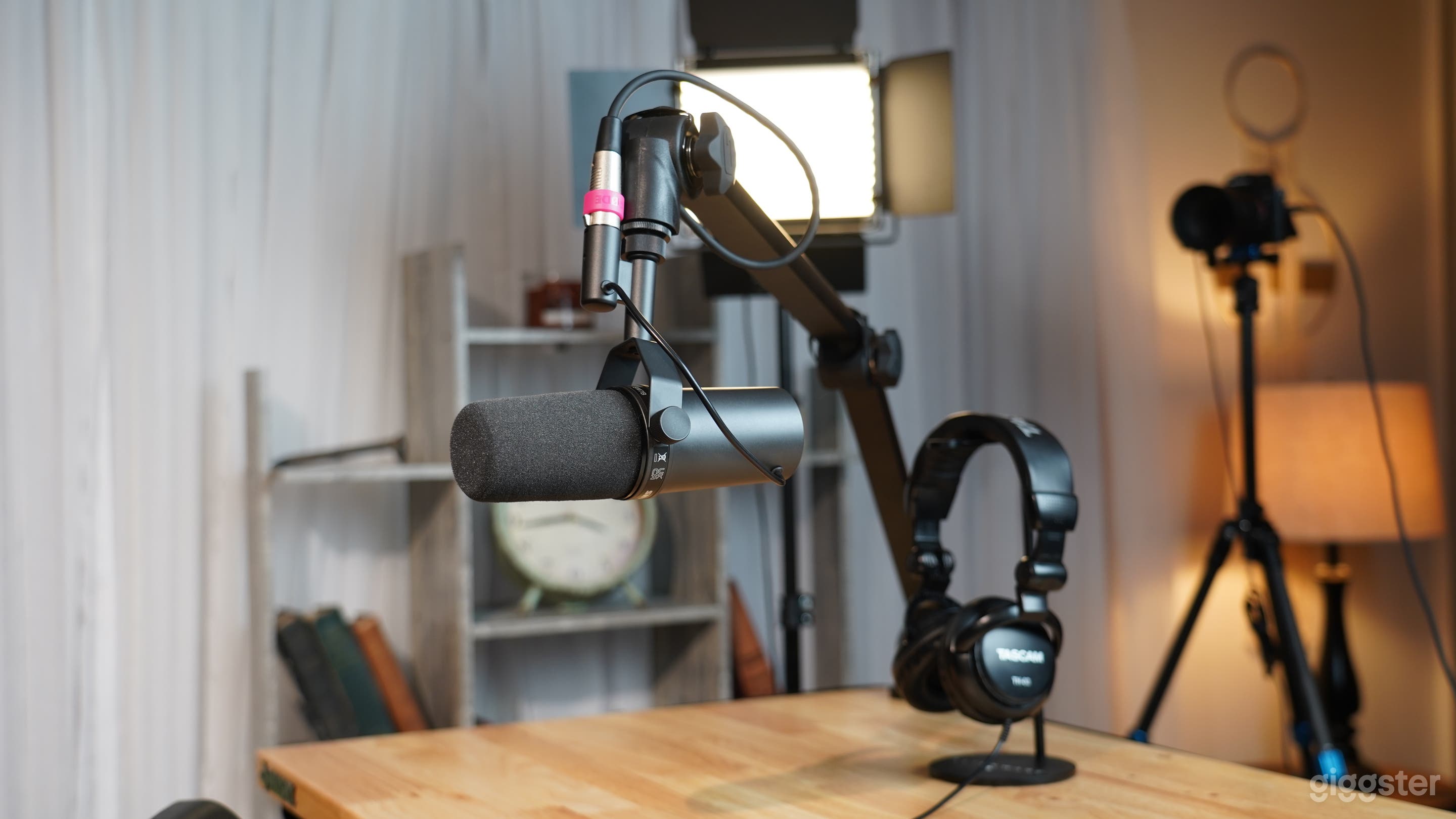 Ultimate Creative Studio Space Photo 1