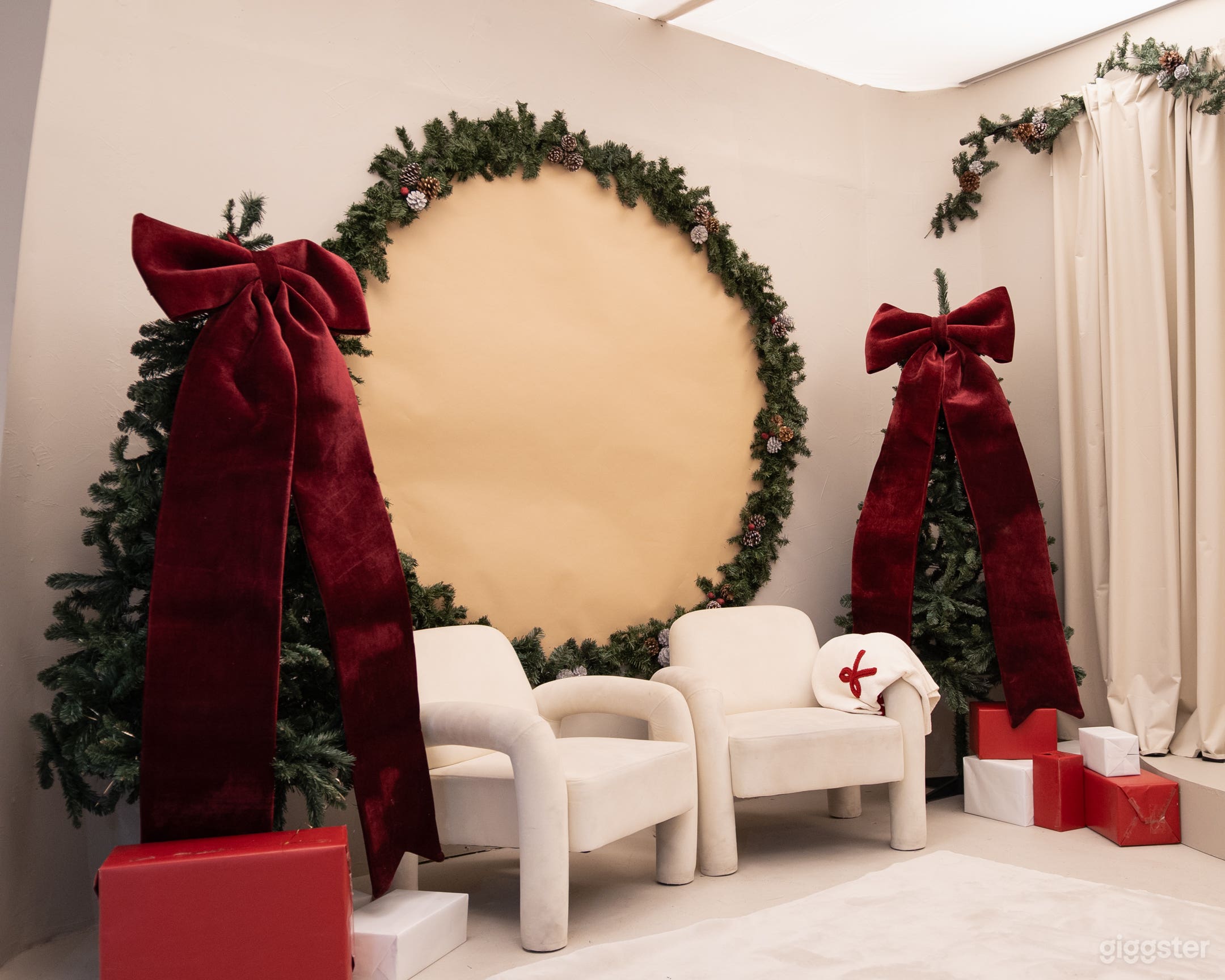 3800sqft Versatile Creative Studio/Event Space in Montreal Photo 1