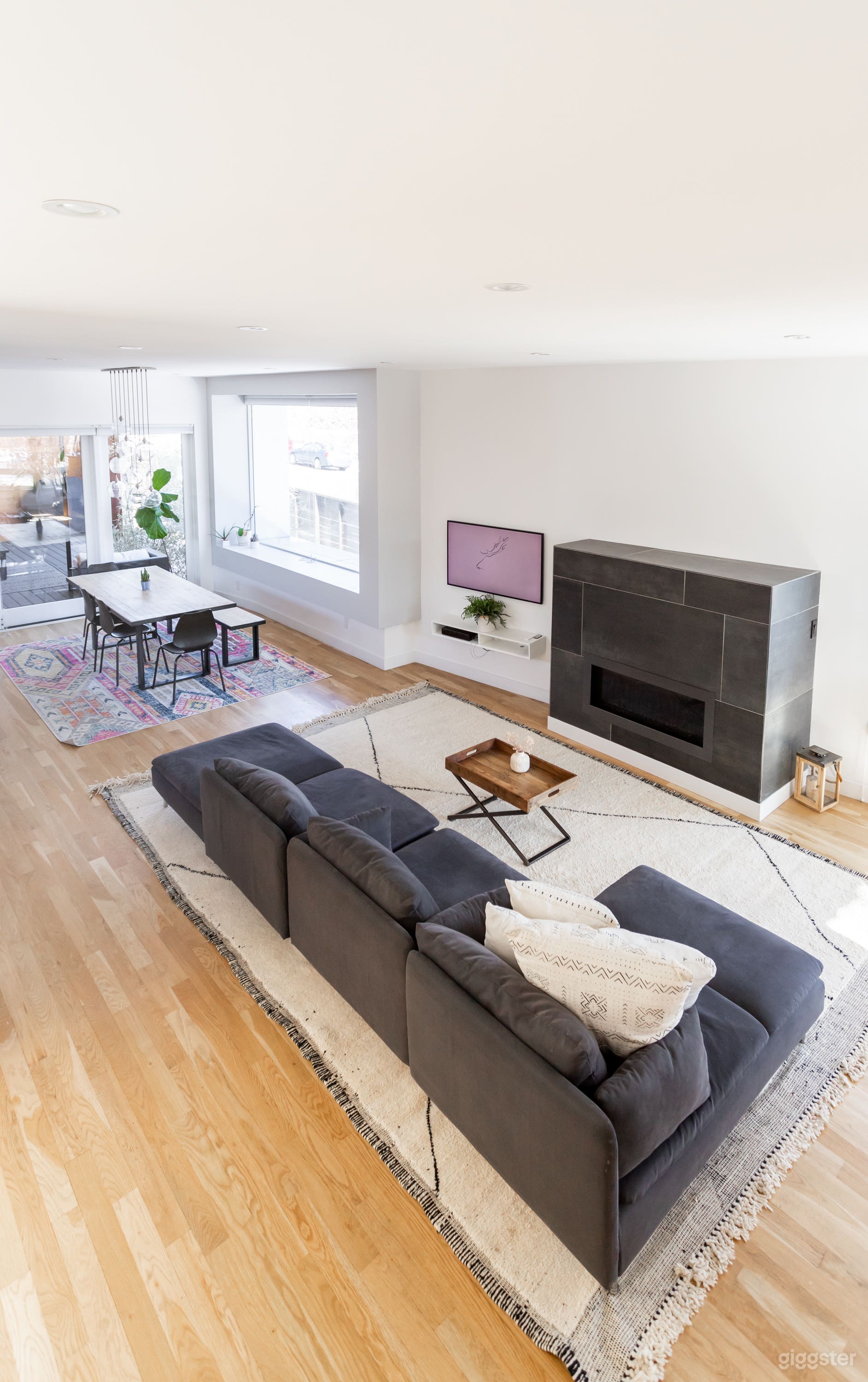 Modern Masterpiece Home Photo 4