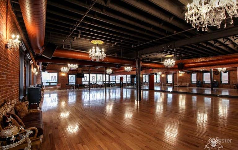  Beautiful and Classy Dance Studio in Stamford 