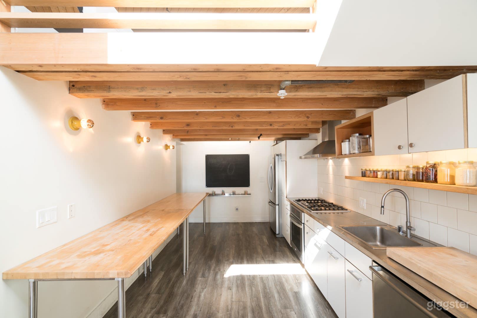 Full kitchen perfect for cooking videos or product photo shoots