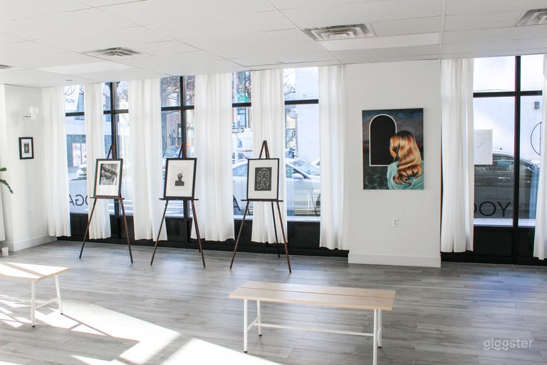  Daylight Photoshoot Creative Studio 