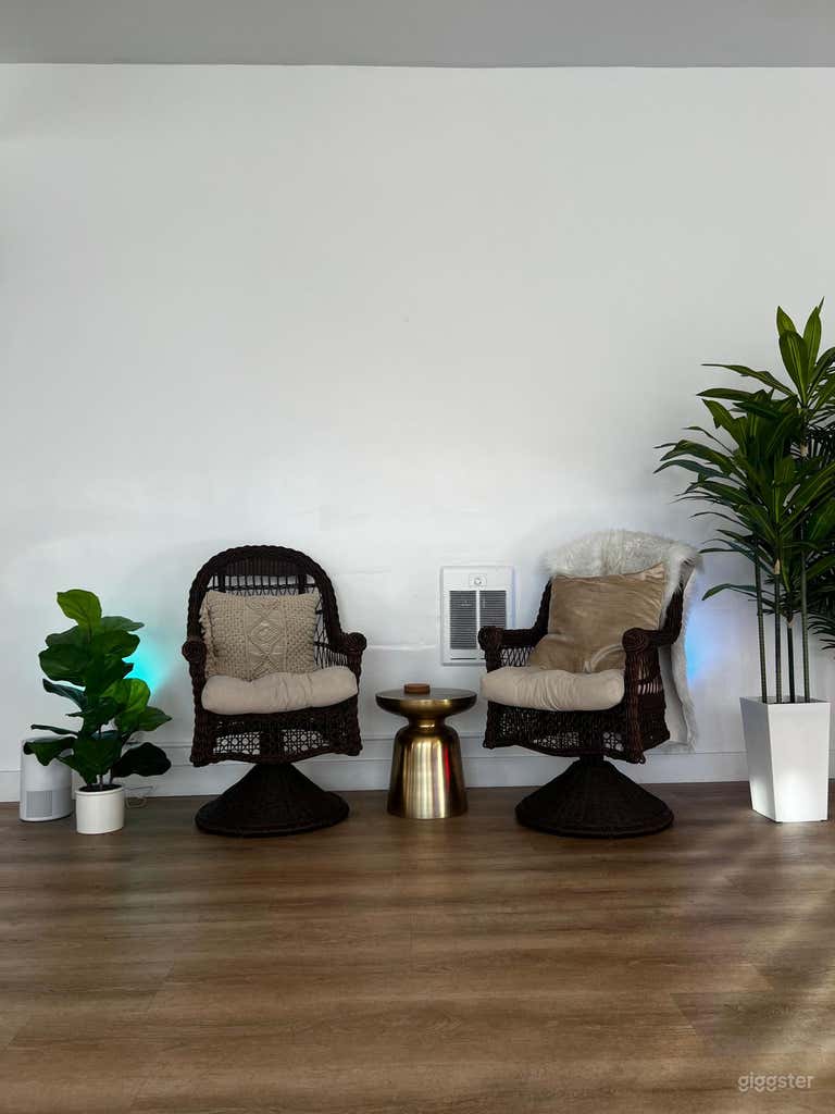  Spacious & Modern Dance Studio in the Heart of Santa Monica 