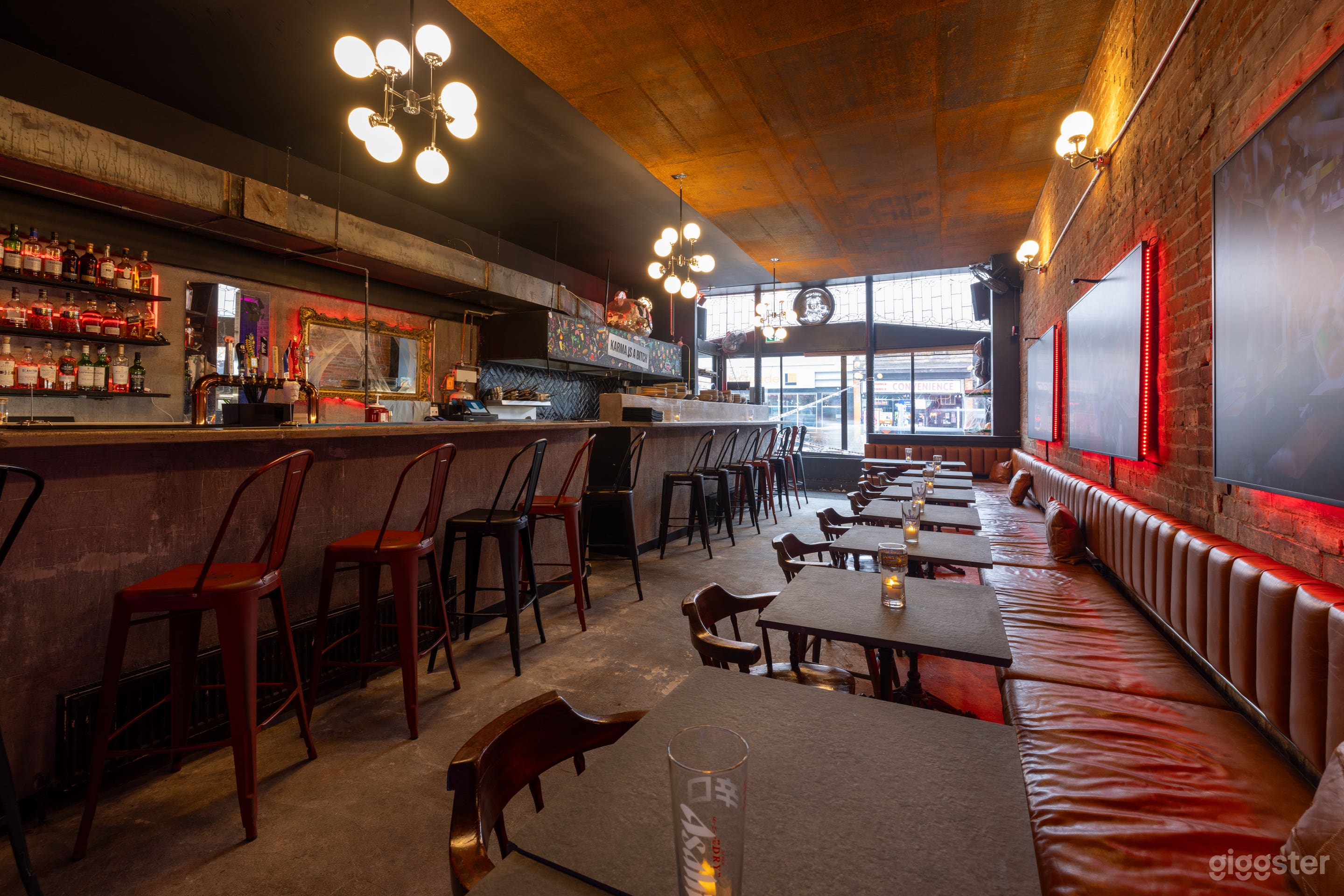 Downtown Bar:Heated Patio, Stage, Kitchen, Private Photo 3