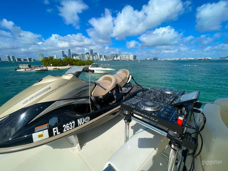  Yate de placer de lujo de 70ft (Finesse) 