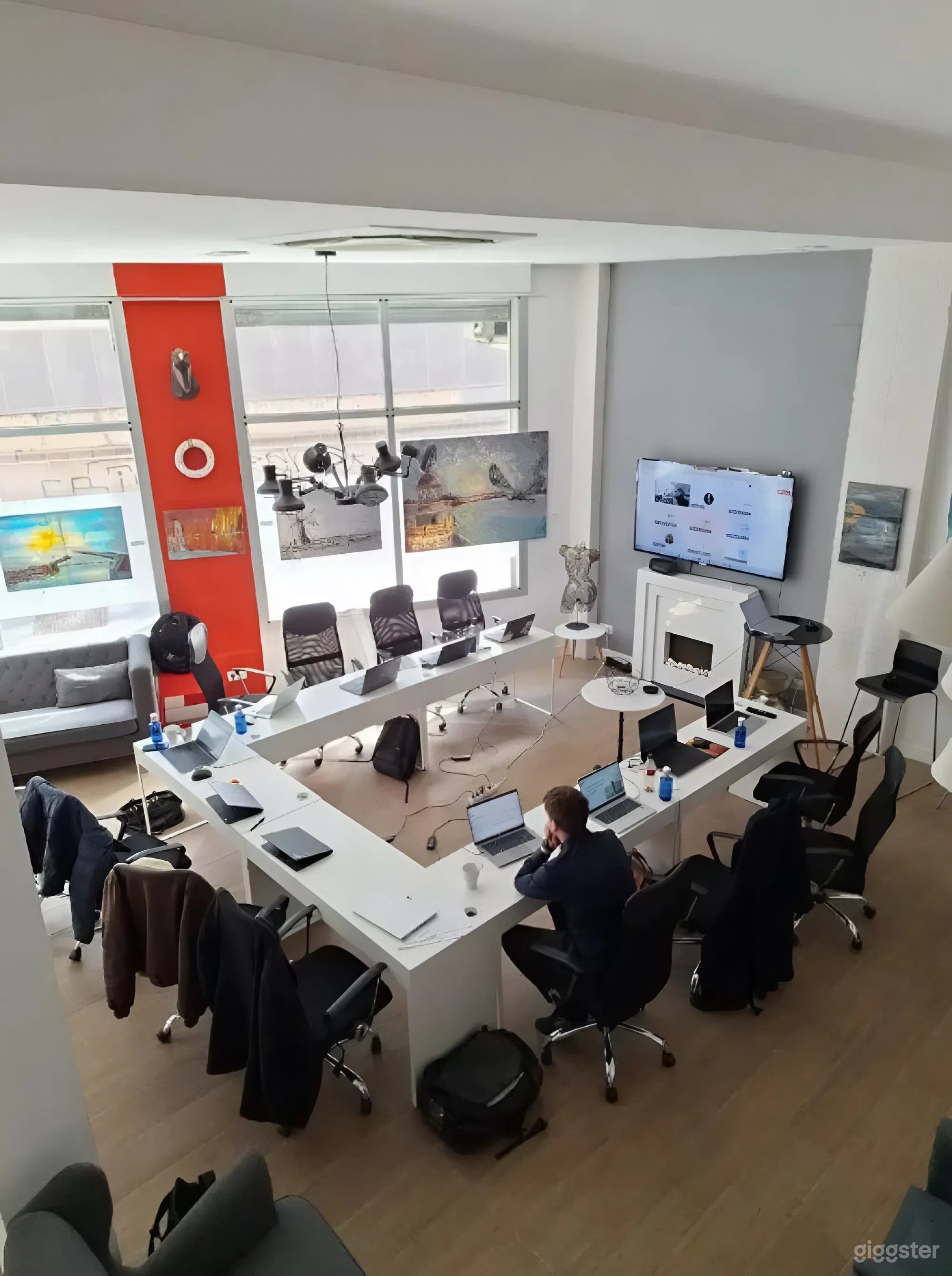 Versatile Event & Meeting Space in Central Madrid Photo 1