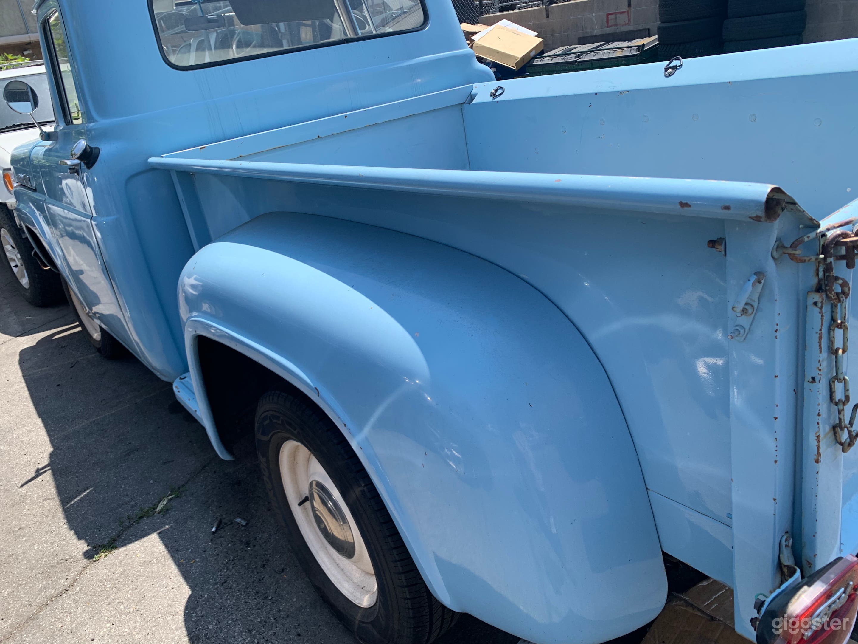 Baby blue 1960 ford f100 side step pick up truck for rent Photo 1