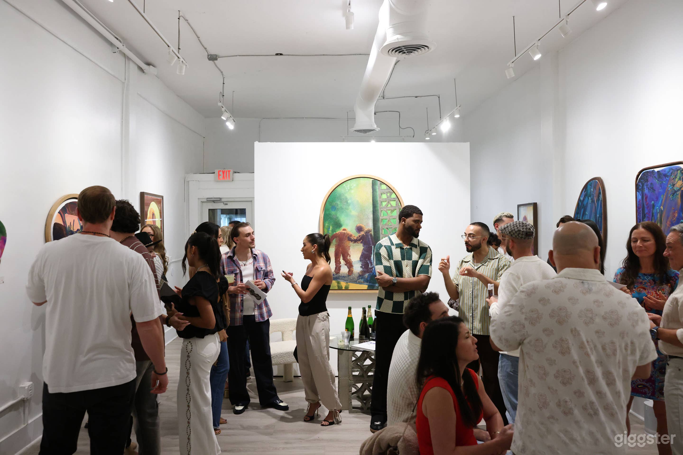 Modern Creative Gallery & Event Space Photo 2