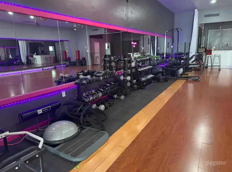  Estudio de Fitness Versátil y Asequible 