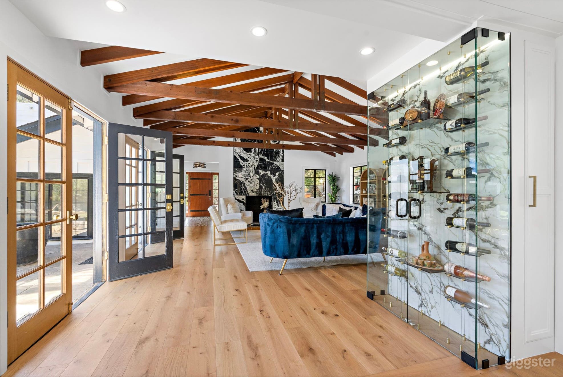 Sprawling 4.5 Acre Ranch Property Photo 2