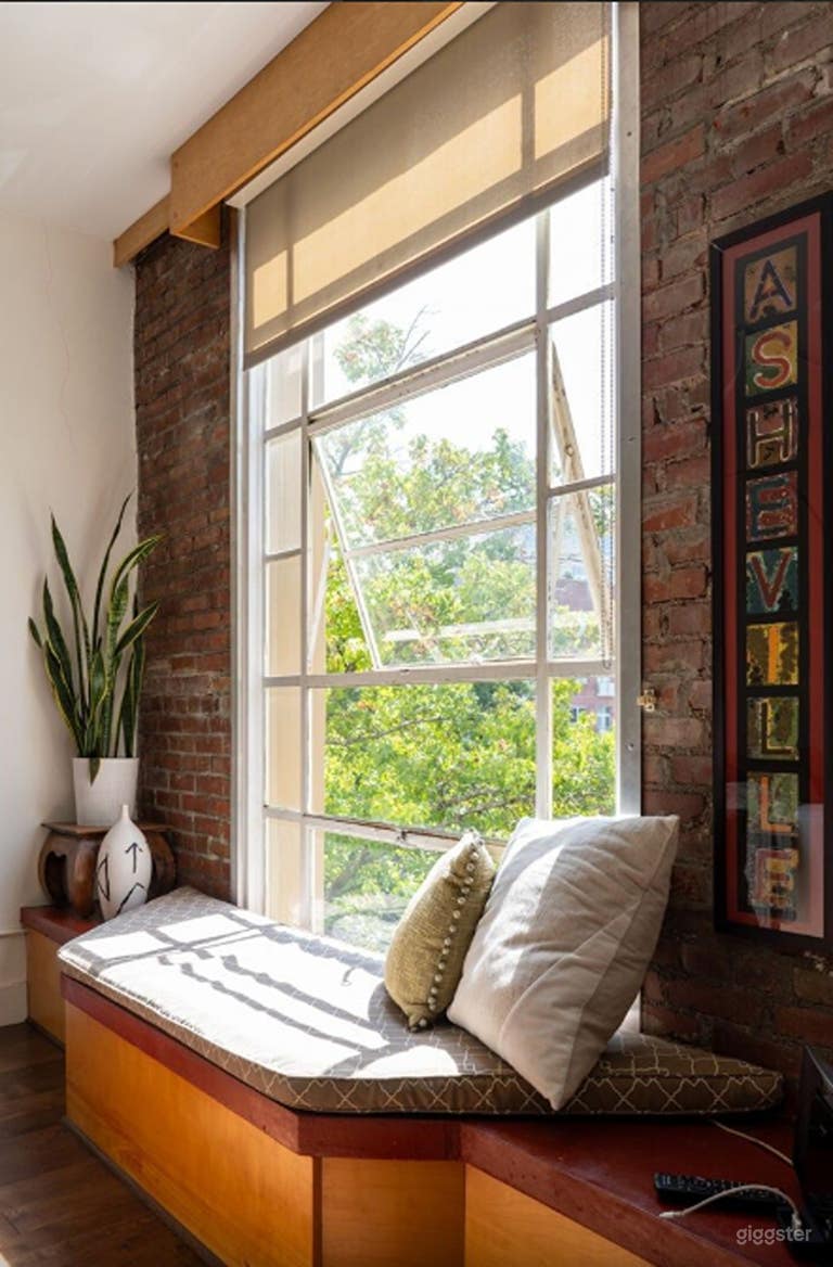  Modern Downtown Asheville Condo 