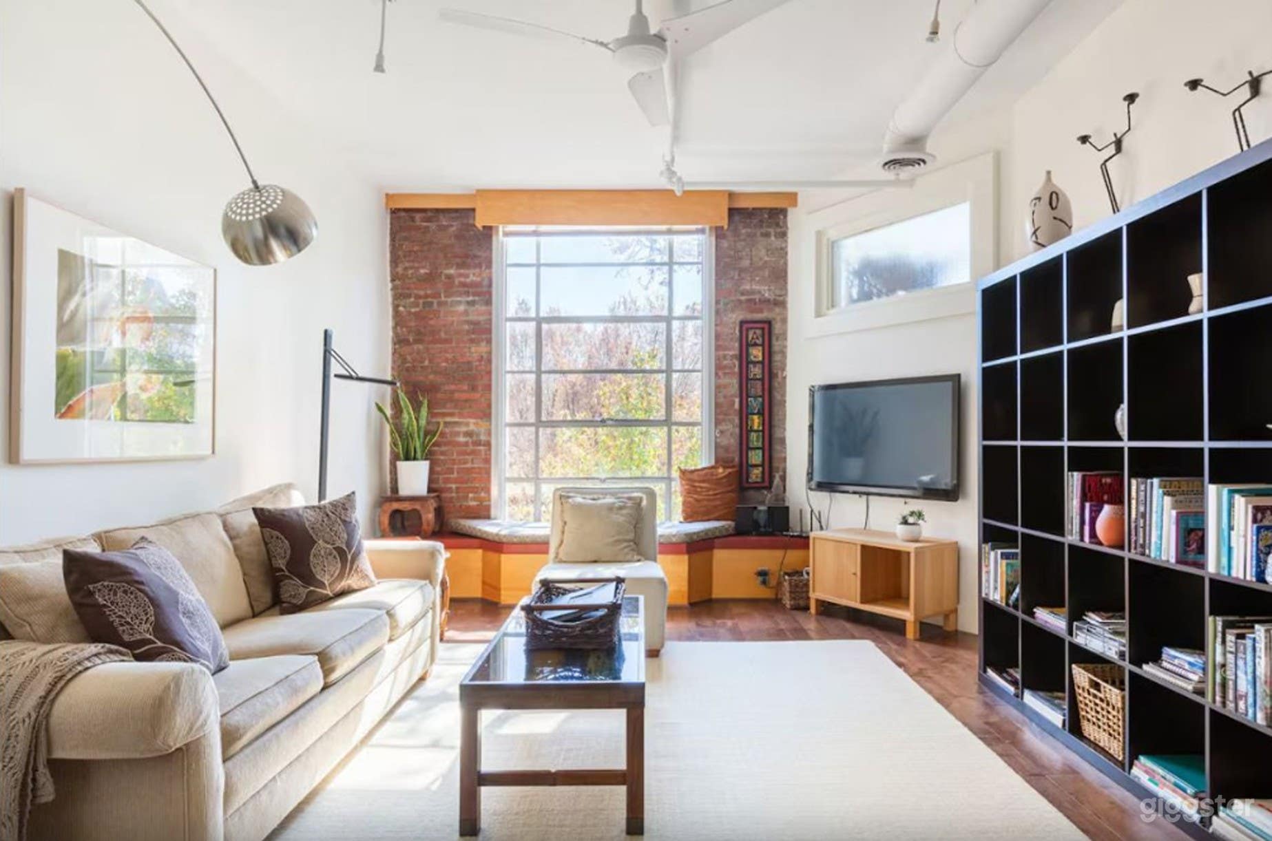 Modern Downtown Asheville Condo Photo 2