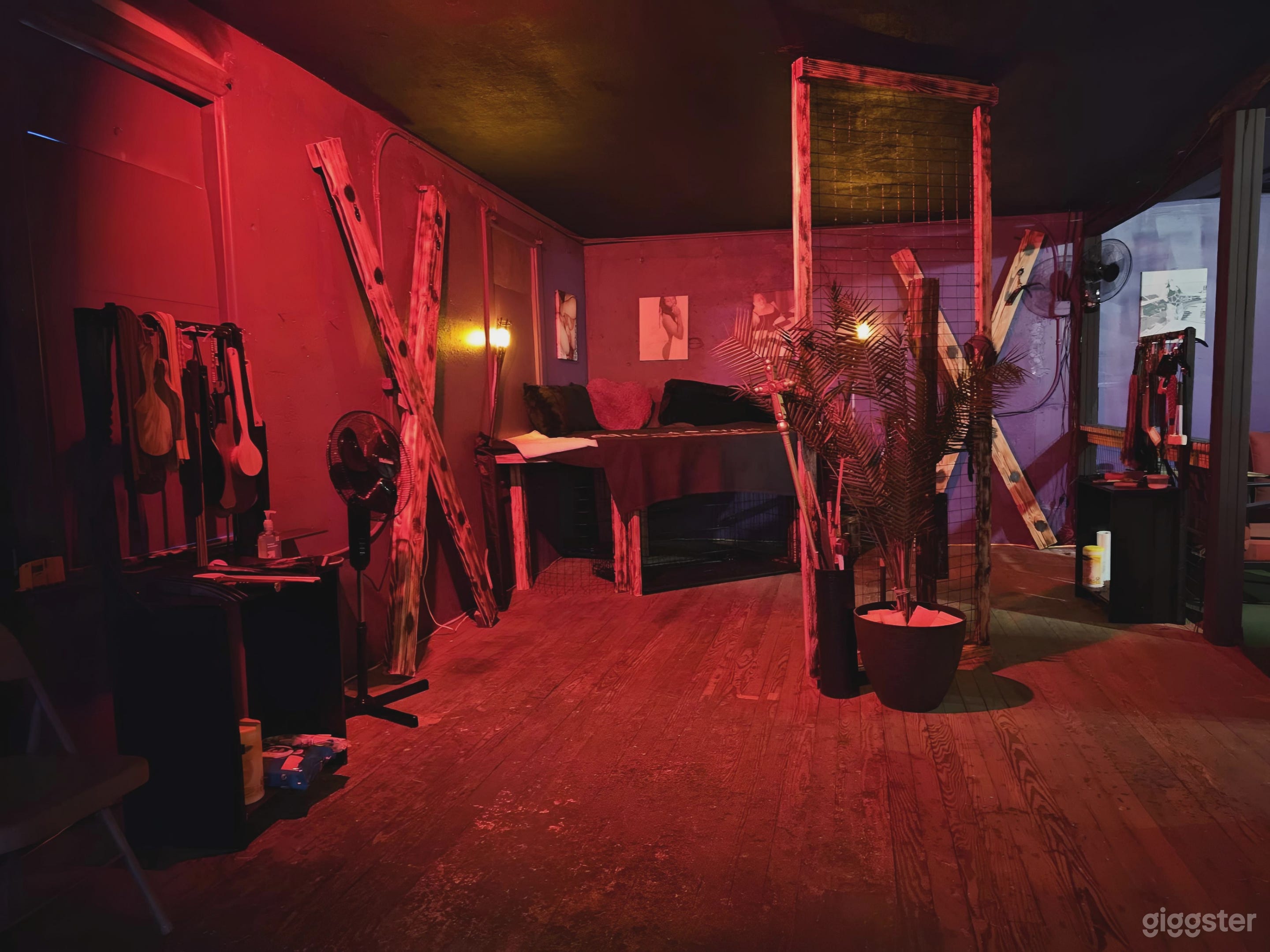 Adult only photography studio &amp; event space Photo 1