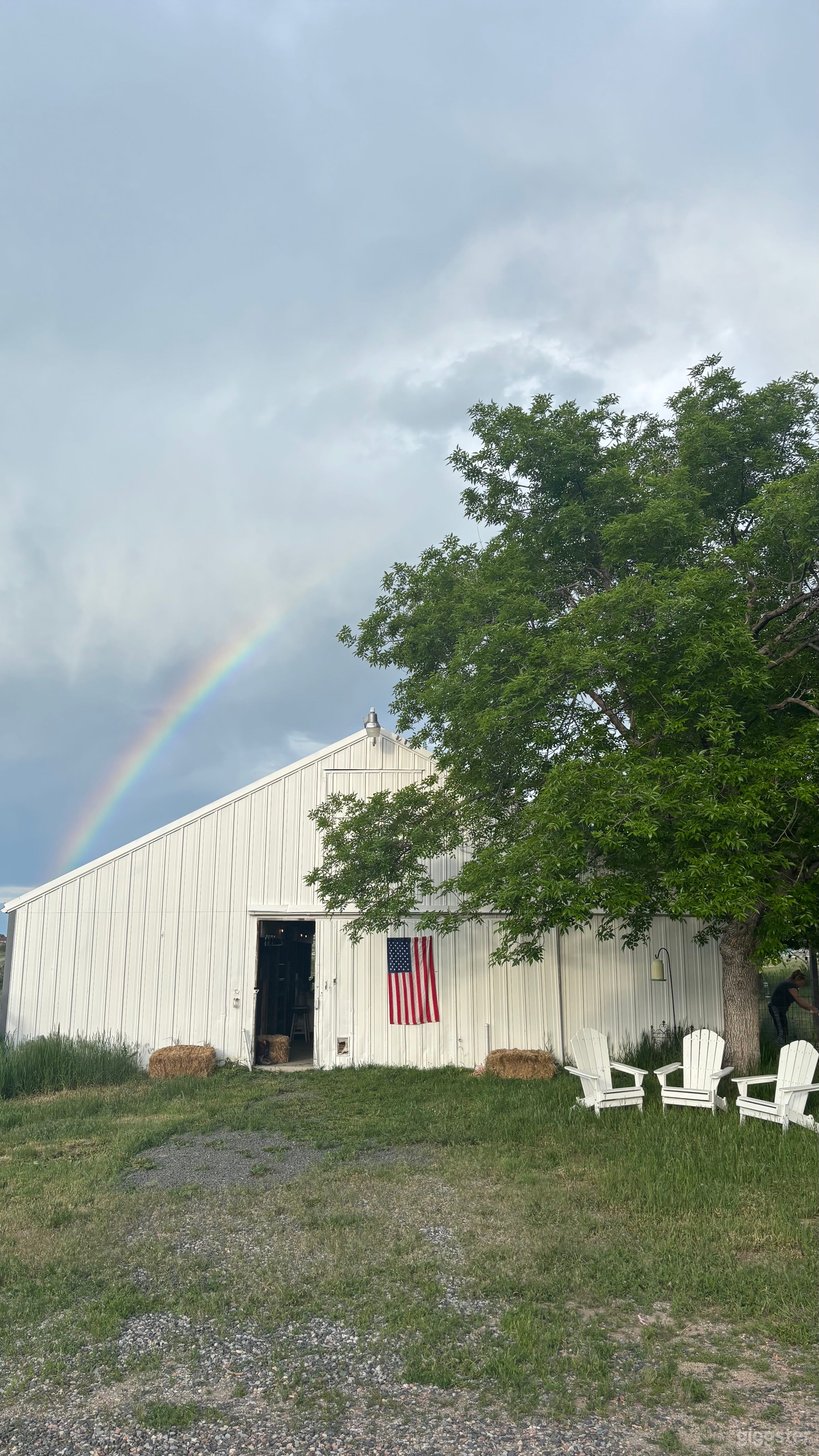Rustic Western Barn Photo 1