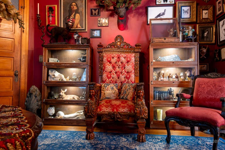  Parlor Throne and Display Cases 