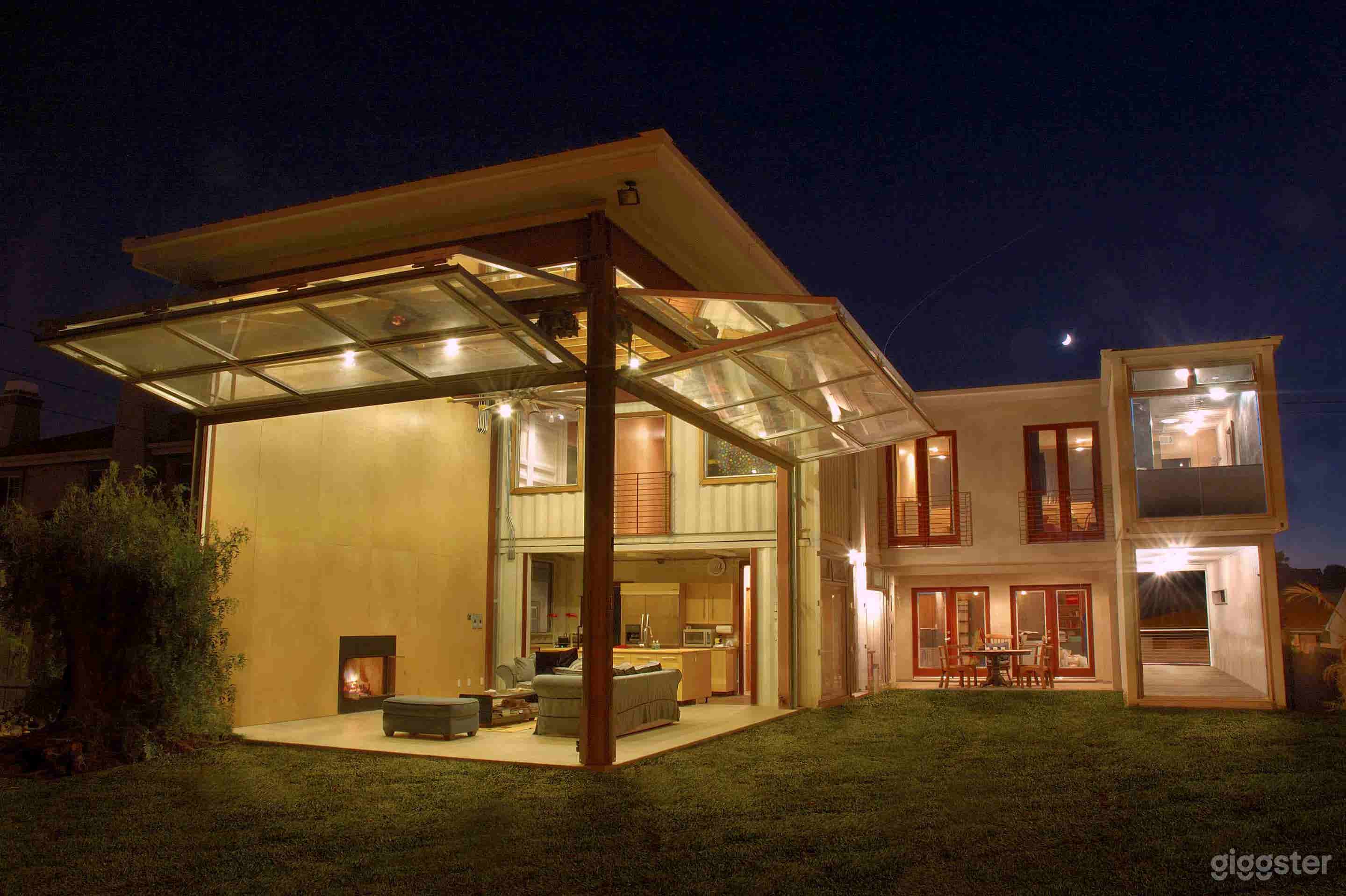 Shipping Container House Photo 4