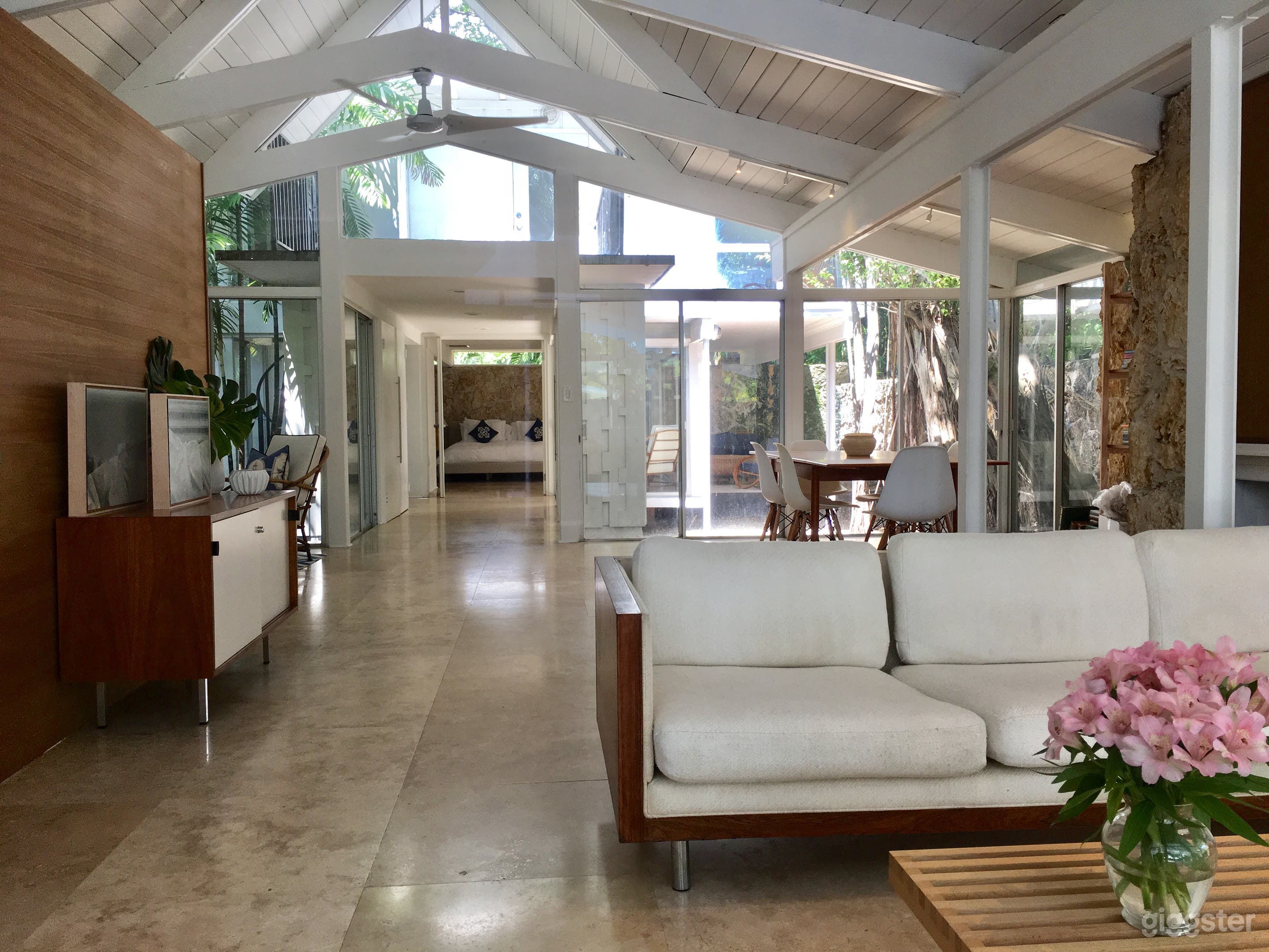 A Miami Tropical Modern Architectural Icon Photo 4