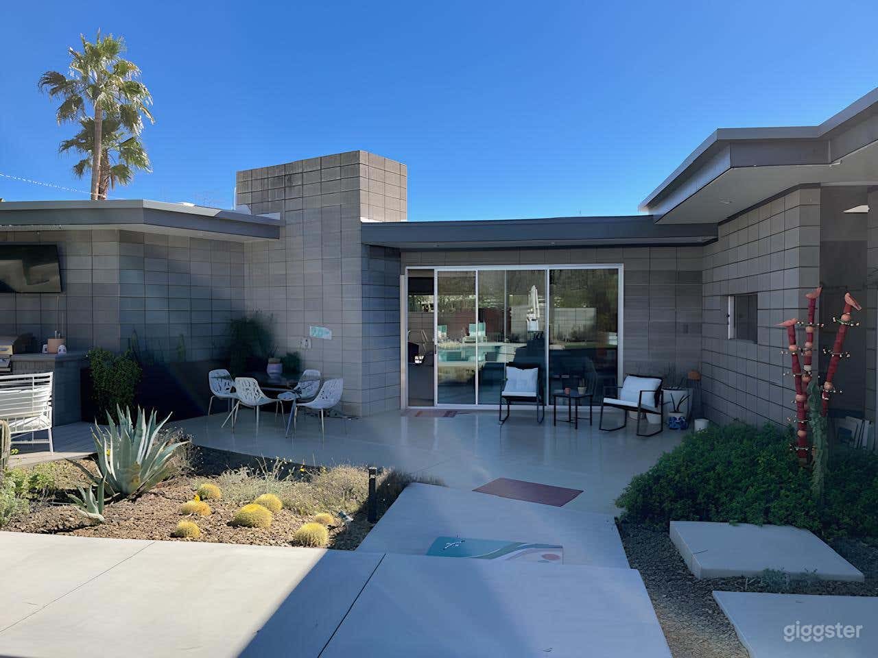 Lovely Rectangular Pool Oasis Photo 2