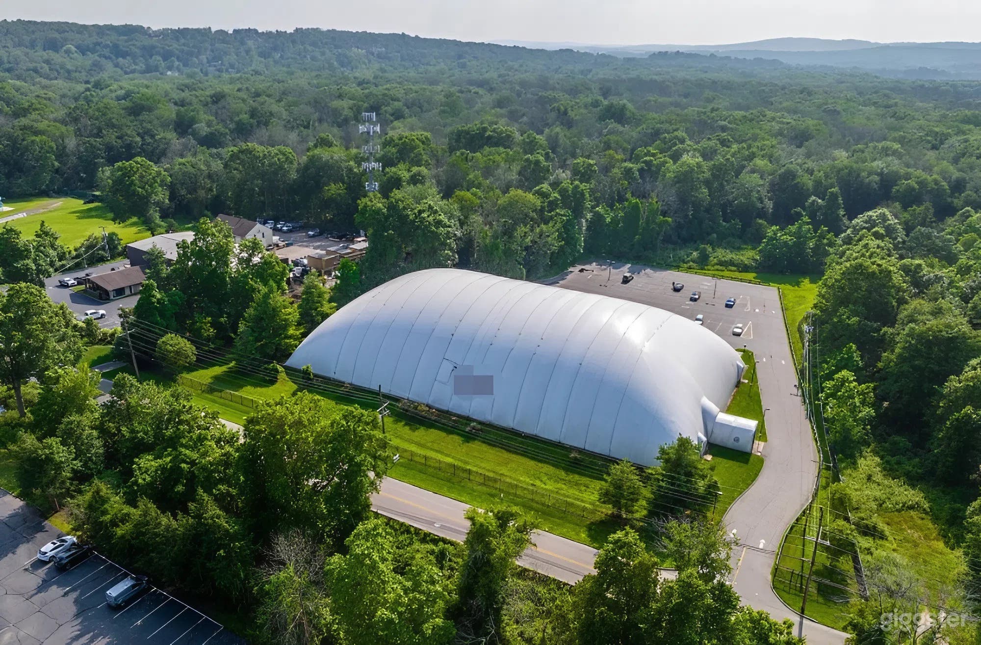 Outstanding Indoor Sports Venue for Film & Commercial Shoots Photo 1