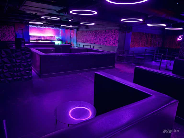  Luxe Lounge – Section B with DJ Booth 