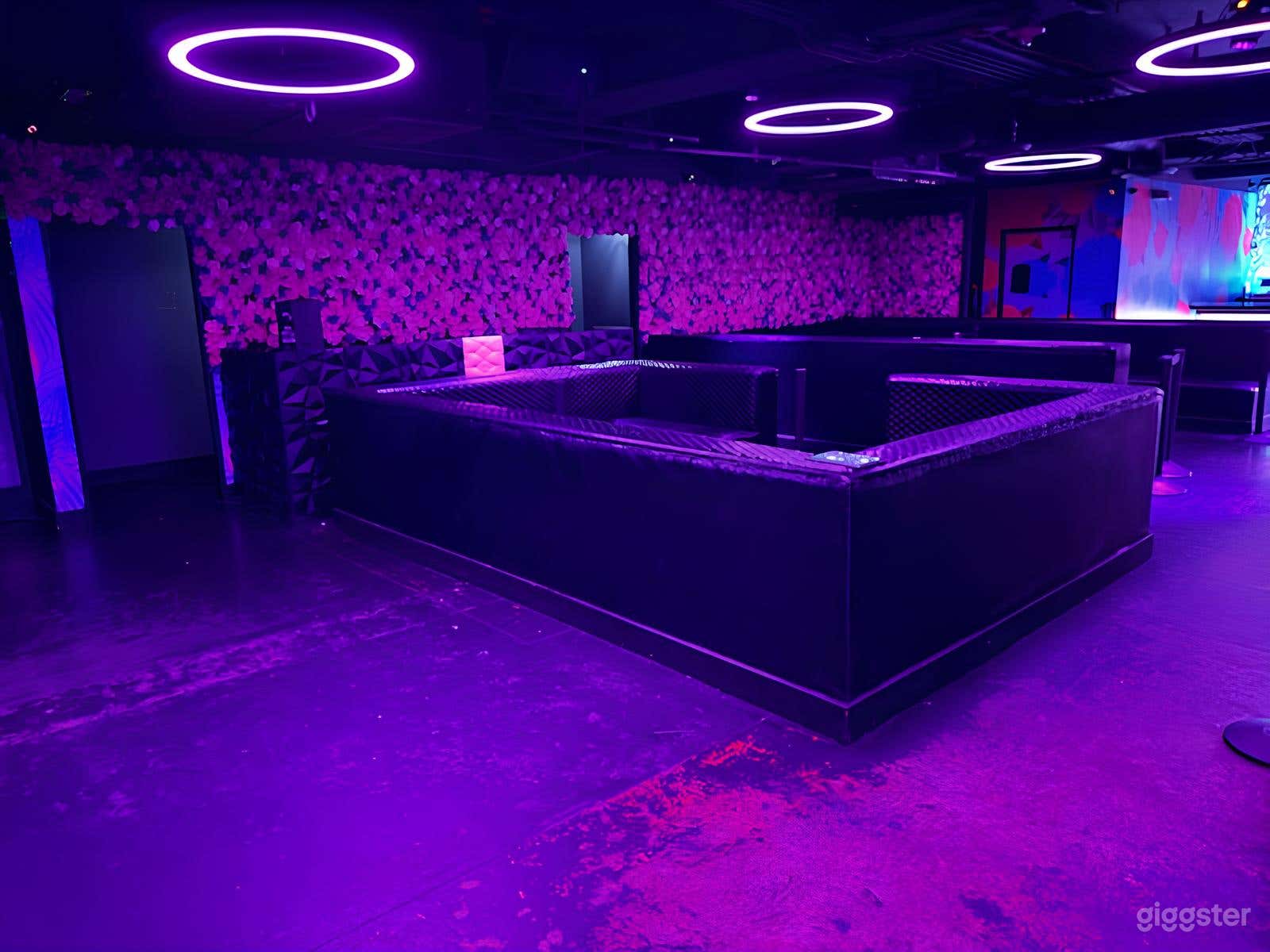 Luxe Lounge – Section B with DJ Booth Photo 3