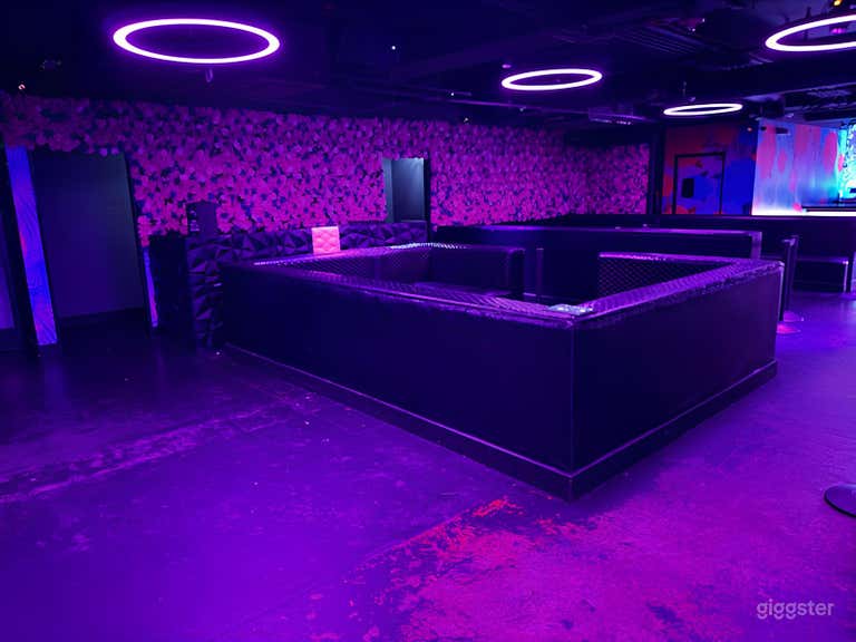  Luxe Lounge – Section B with DJ Booth 