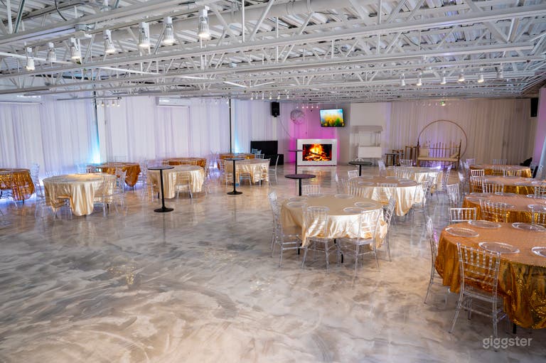  Spacious All White Warehouse For All Events! 