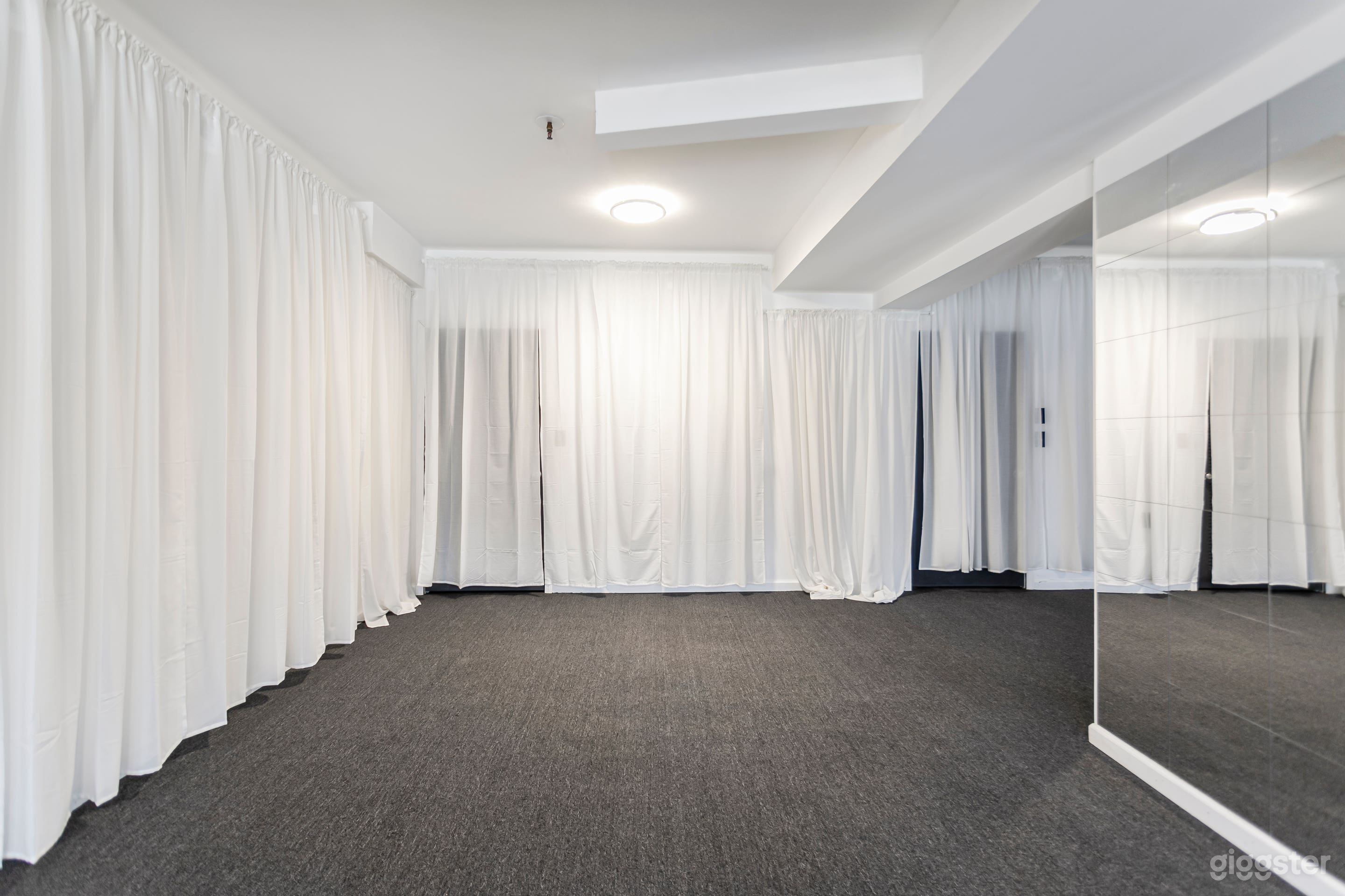 Intimate Flex Space for Workshops, Content & Small Gathering Photo 4