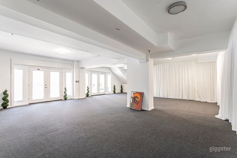  Intimate Flex Space for Workshops, Content & Small Gathering 