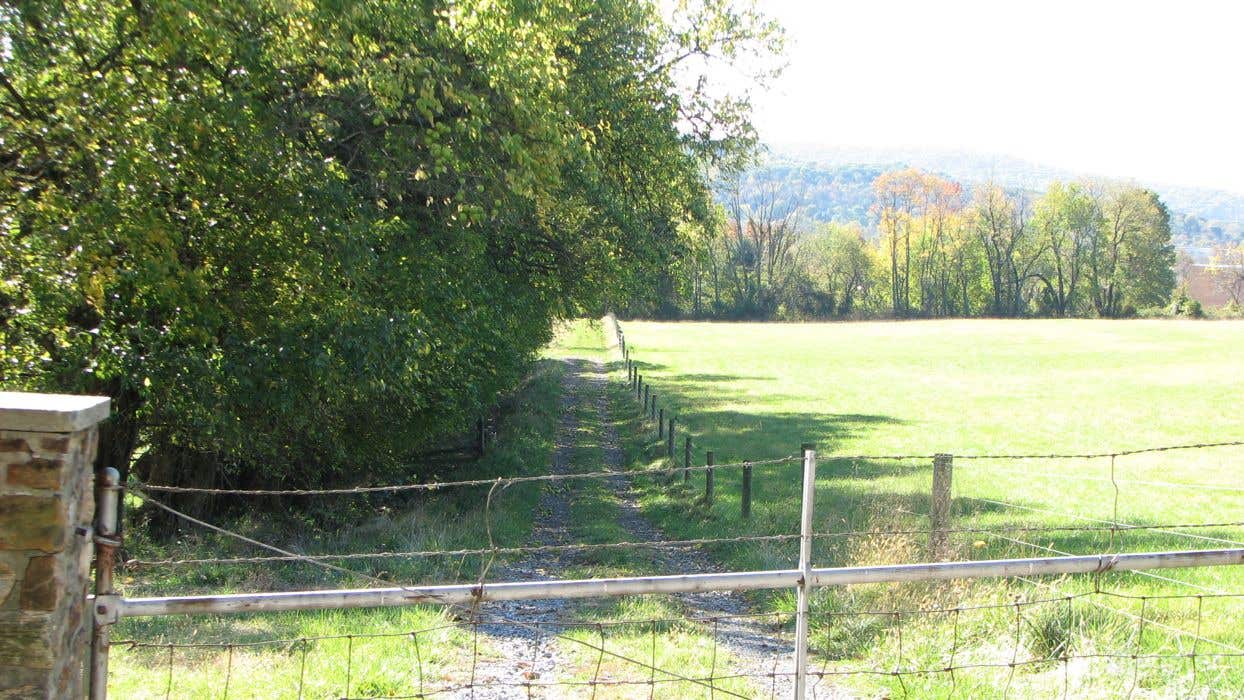 Beautiful historic 150 acre farm in Lebanon, NJ Photo 2