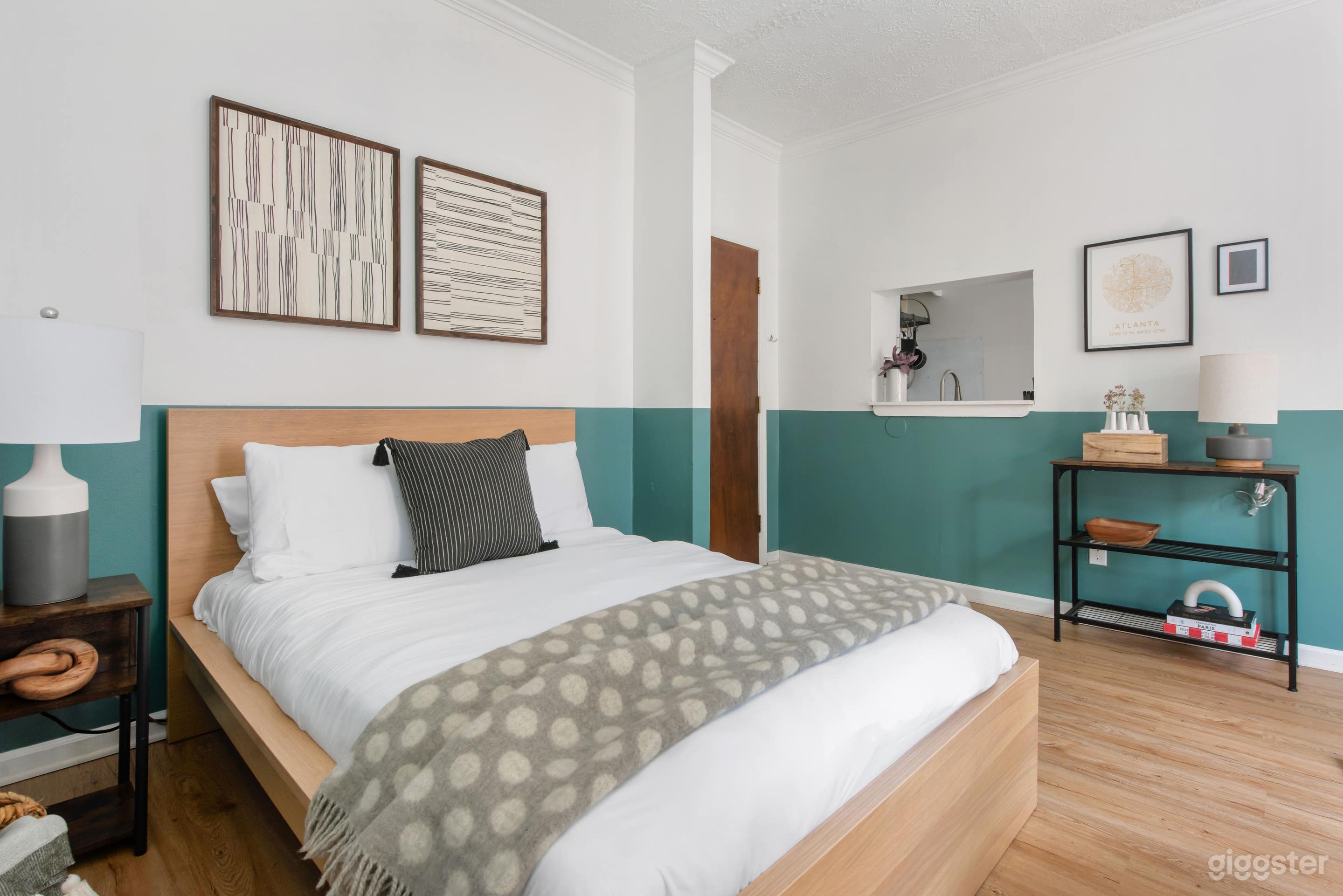 Parkfront View - Piedmont Park's Cozy Studio Photo 4