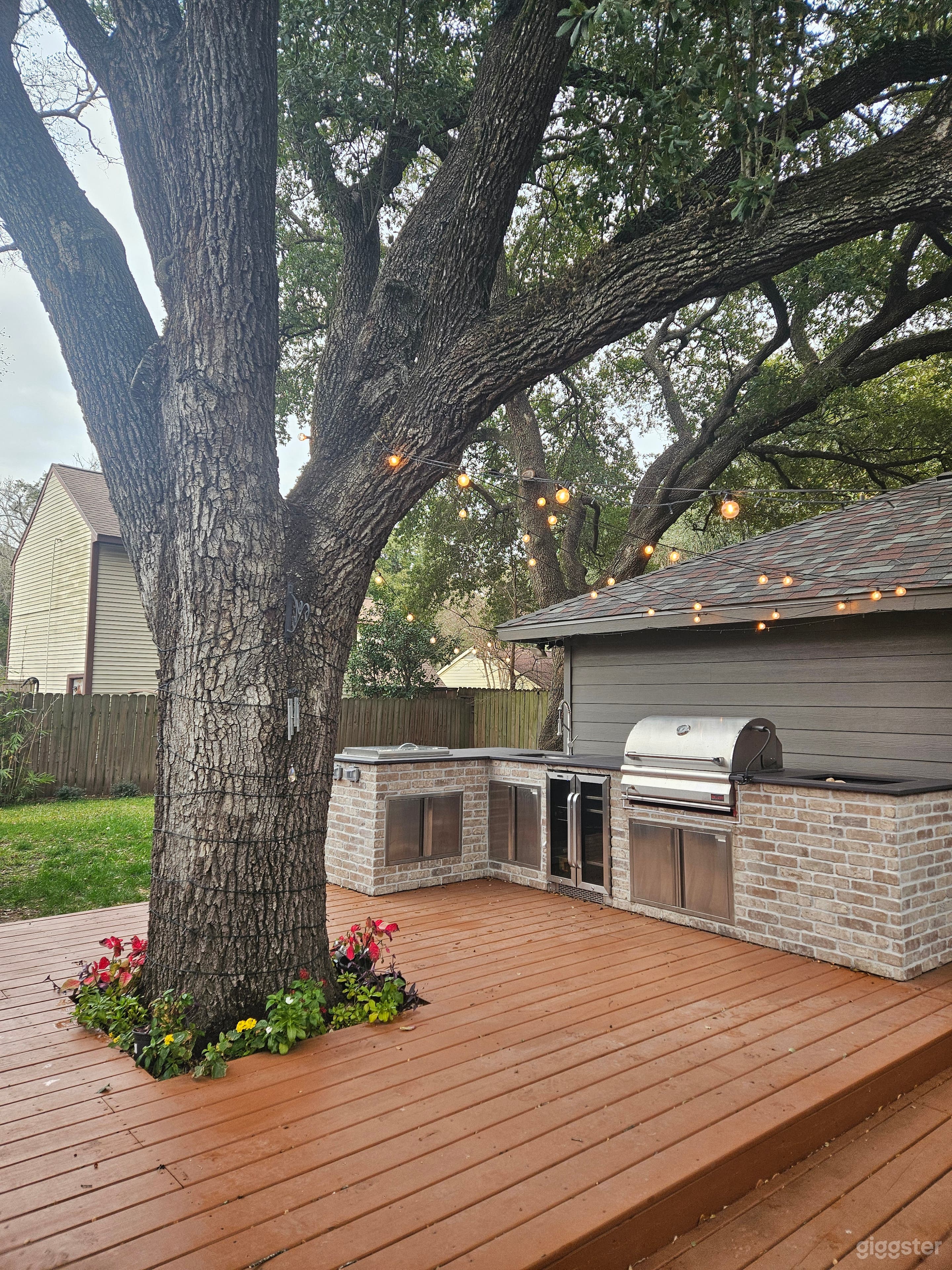 Your Everyday American Home – Deck, BBQ &amp; Real Life Charm Photo 1