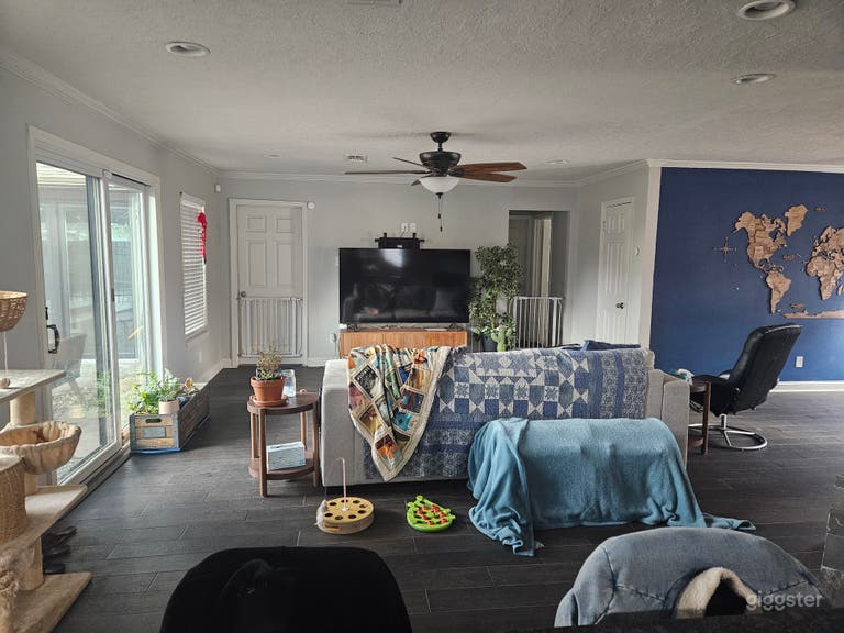  Your Everyday American Home – Deck, BBQ & Real Life Charm 