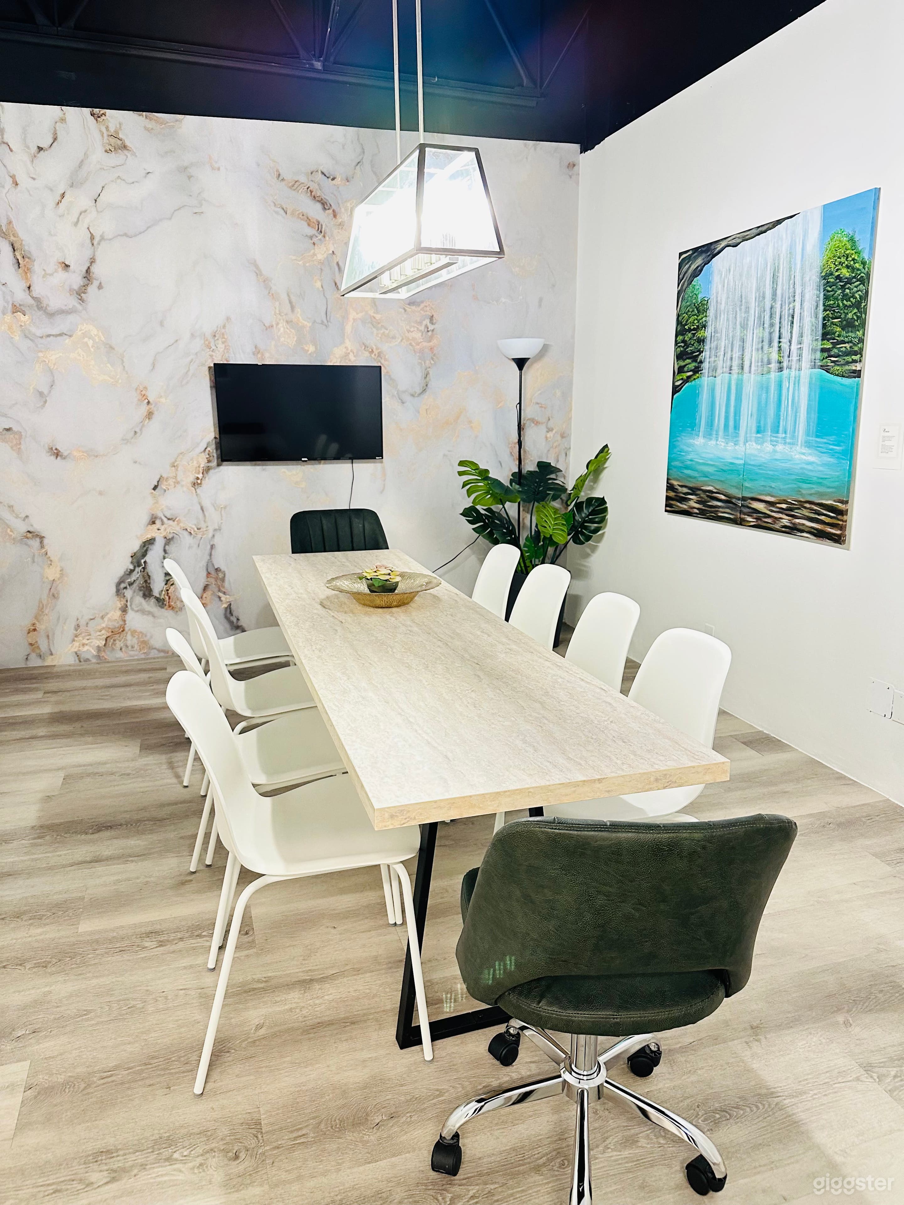 In this world, peace is a virtue. Stay in ‘Shalom’ while you are being rejuvenated, and you can thrive in productivity and efficiency.