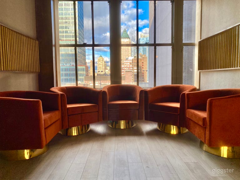  Midtown Manhattan Podcast/Broadcast Studio  