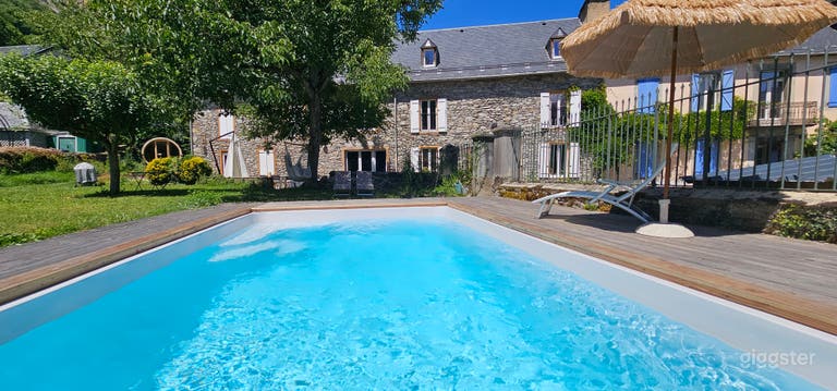 Ancienne écurie rénovée avec piscine et sauna (Pyrénées) 