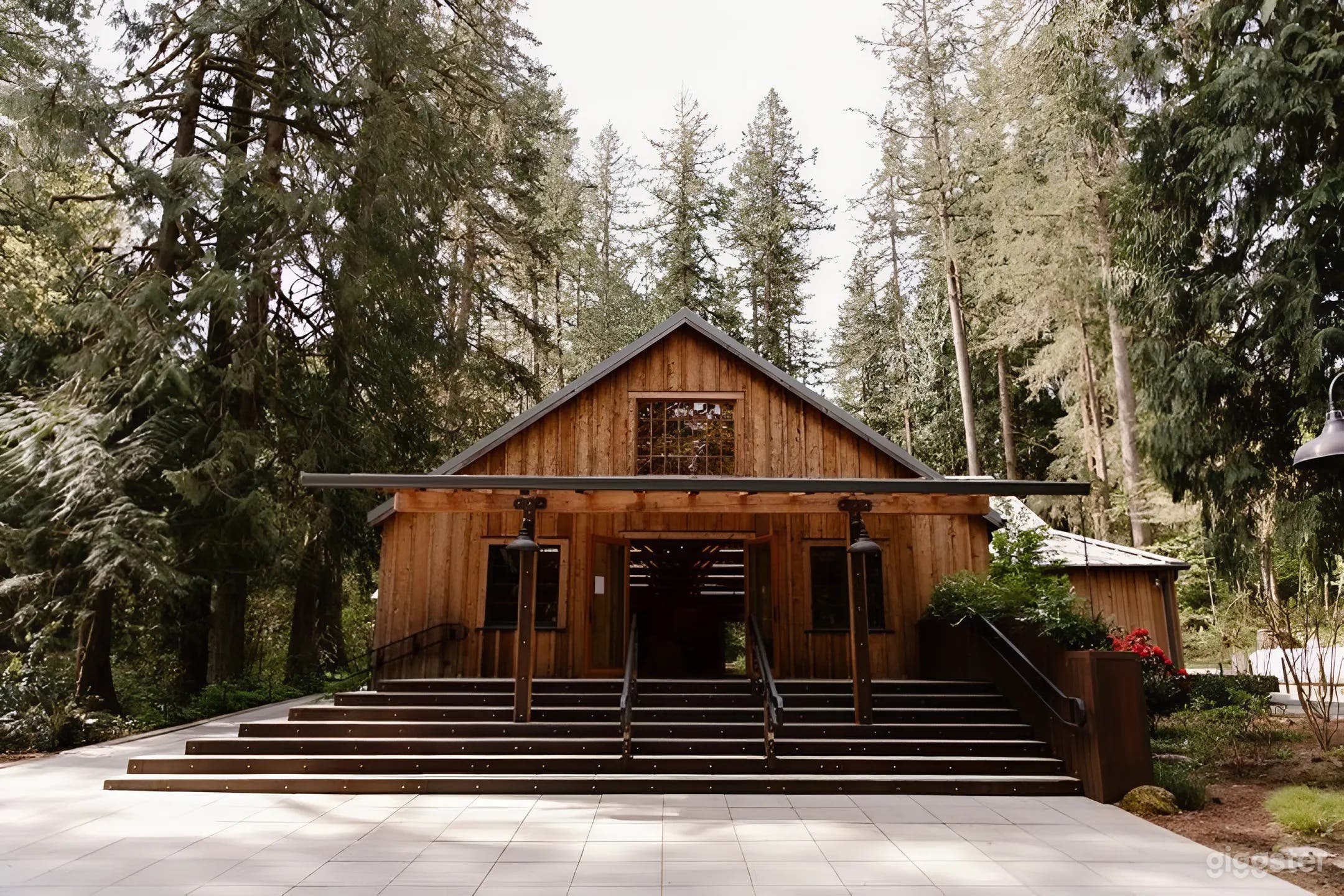 Rustic Gathering Hall with Industrial Kitchen &amp; Outdoor Patio – Seats Up to 200 Photo 1