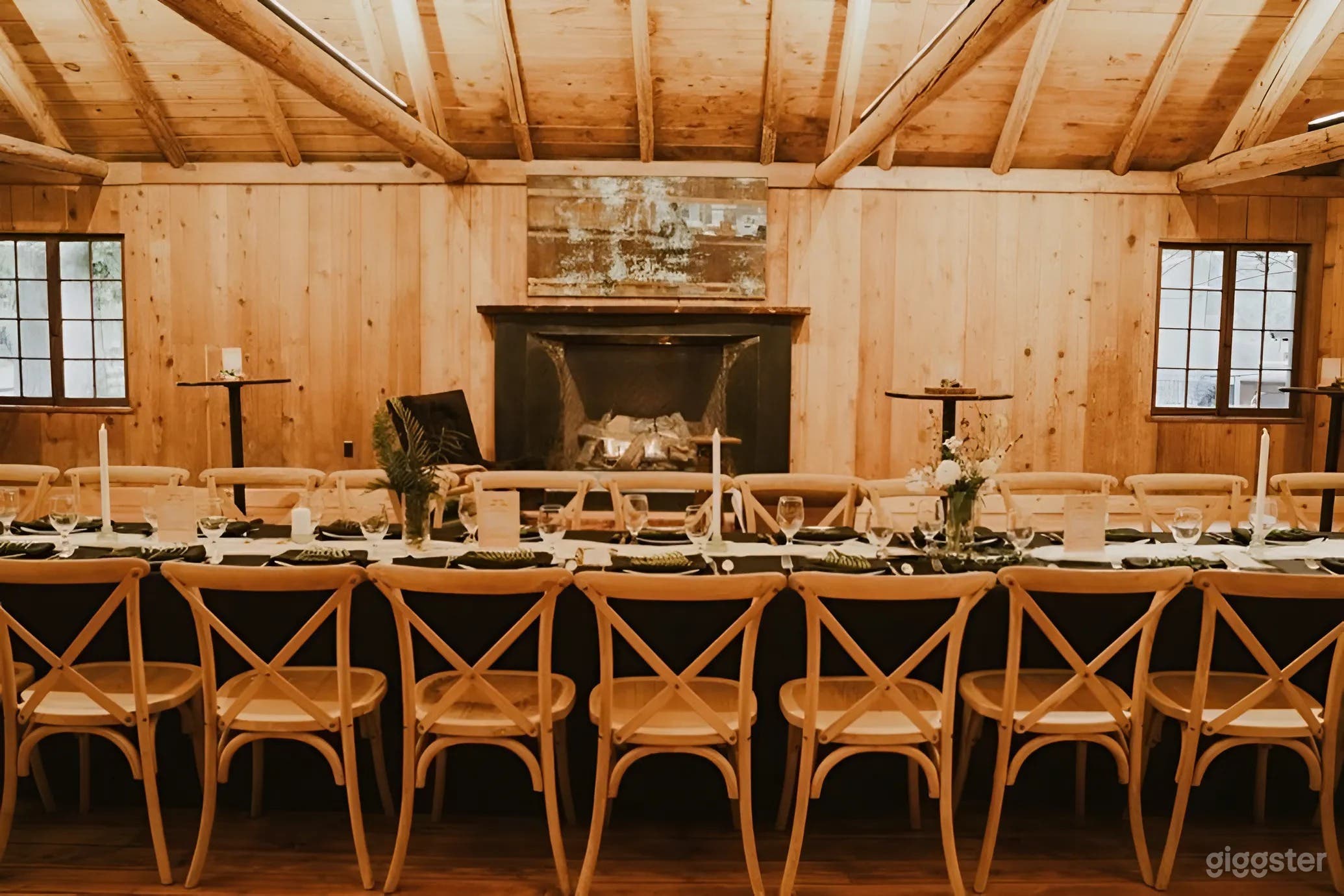 Rustic Gathering Hall with Industrial Kitchen &amp; Outdoor Patio – Seats Up to 200 Photo 4