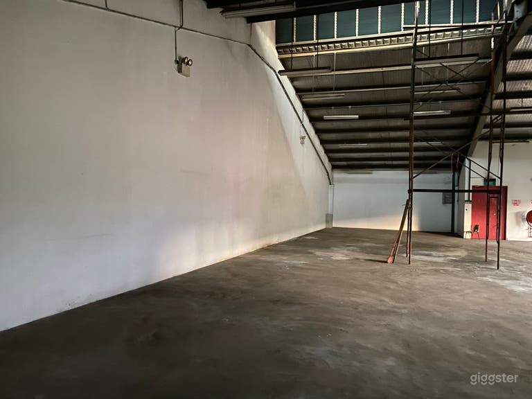  Warehouse Industrial Creative Space 