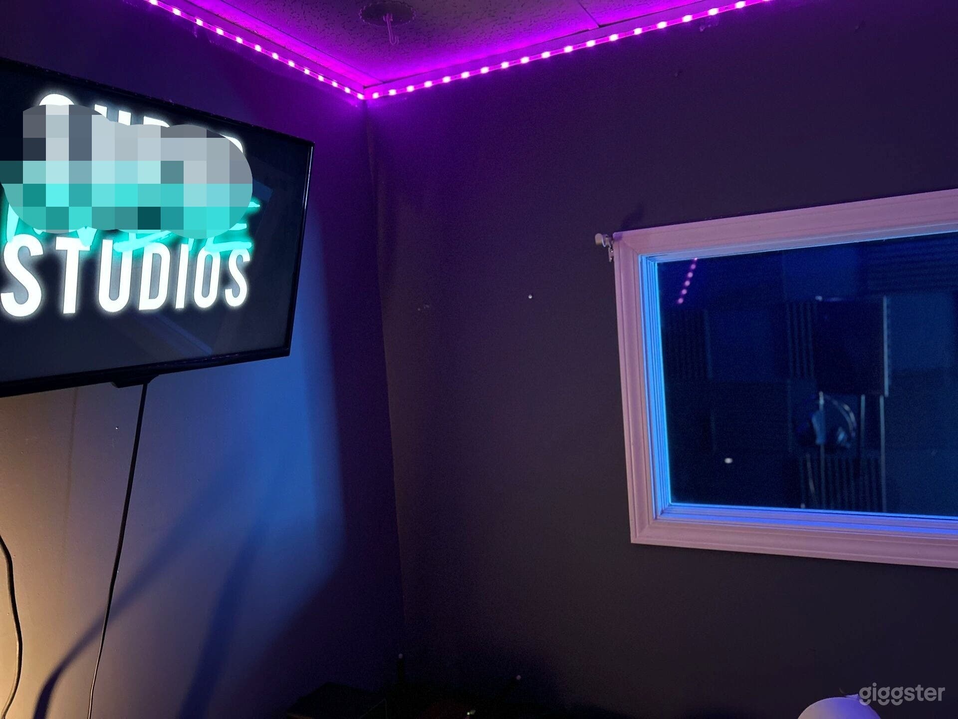 Versatile Creative Studio w/ XL Recording Booth &amp; Content Space Photo 1