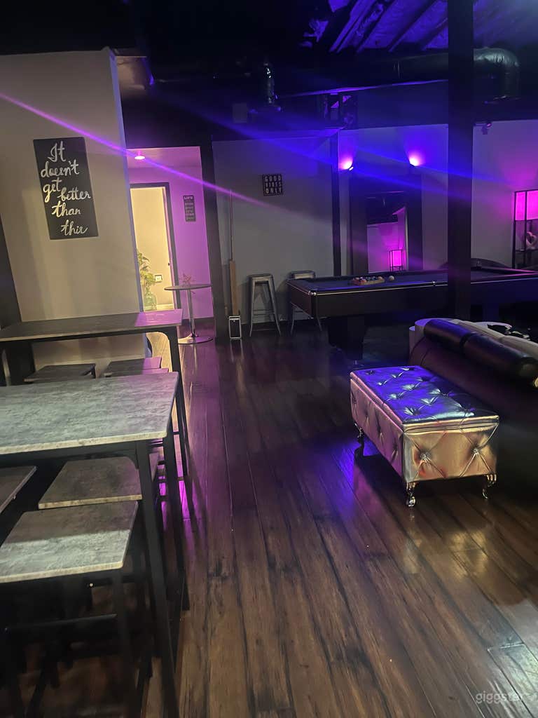  Adaptable space with TOP NOTCH amenities! 