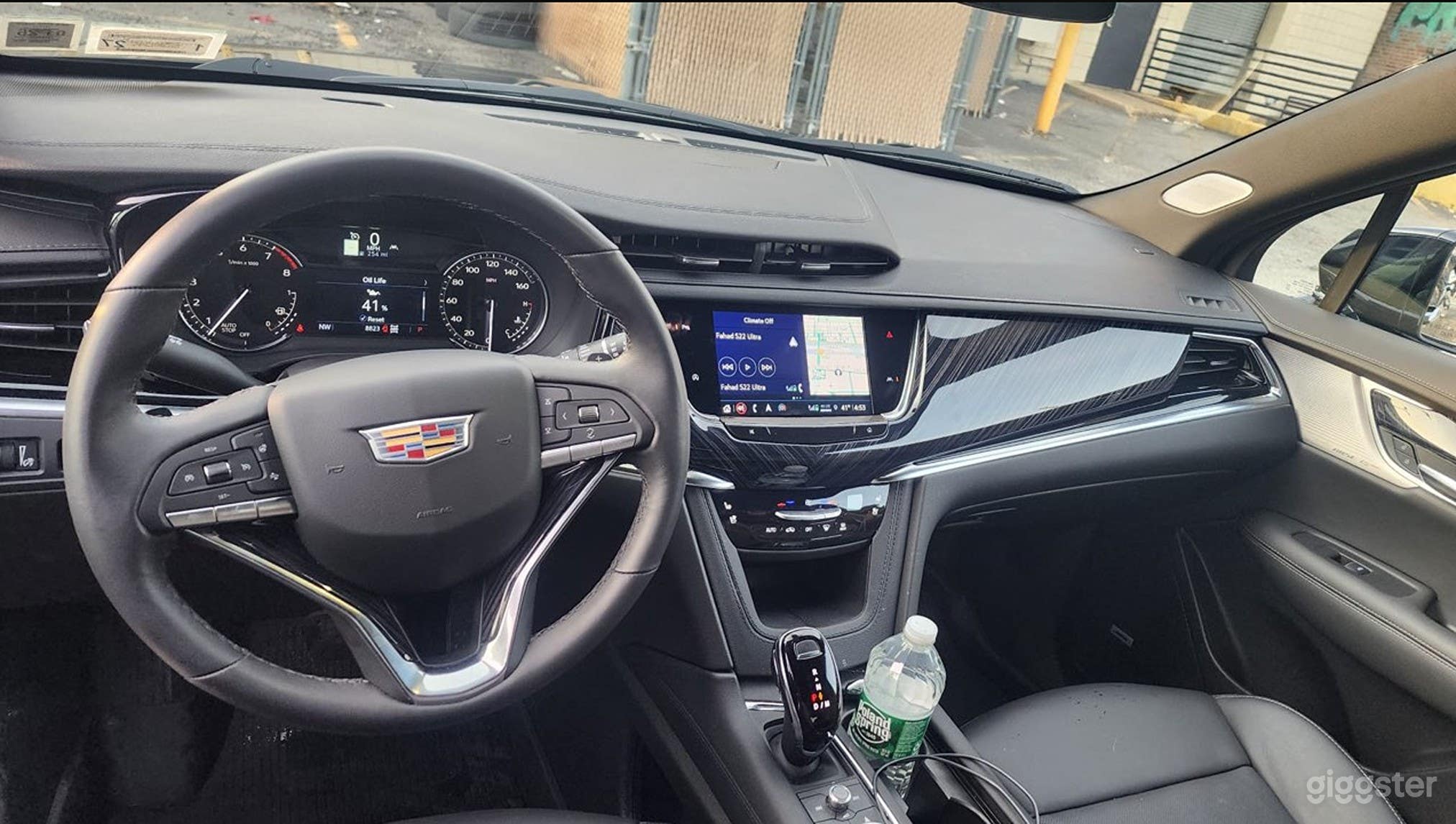 Elegant Cadillac XT6 Photo 4