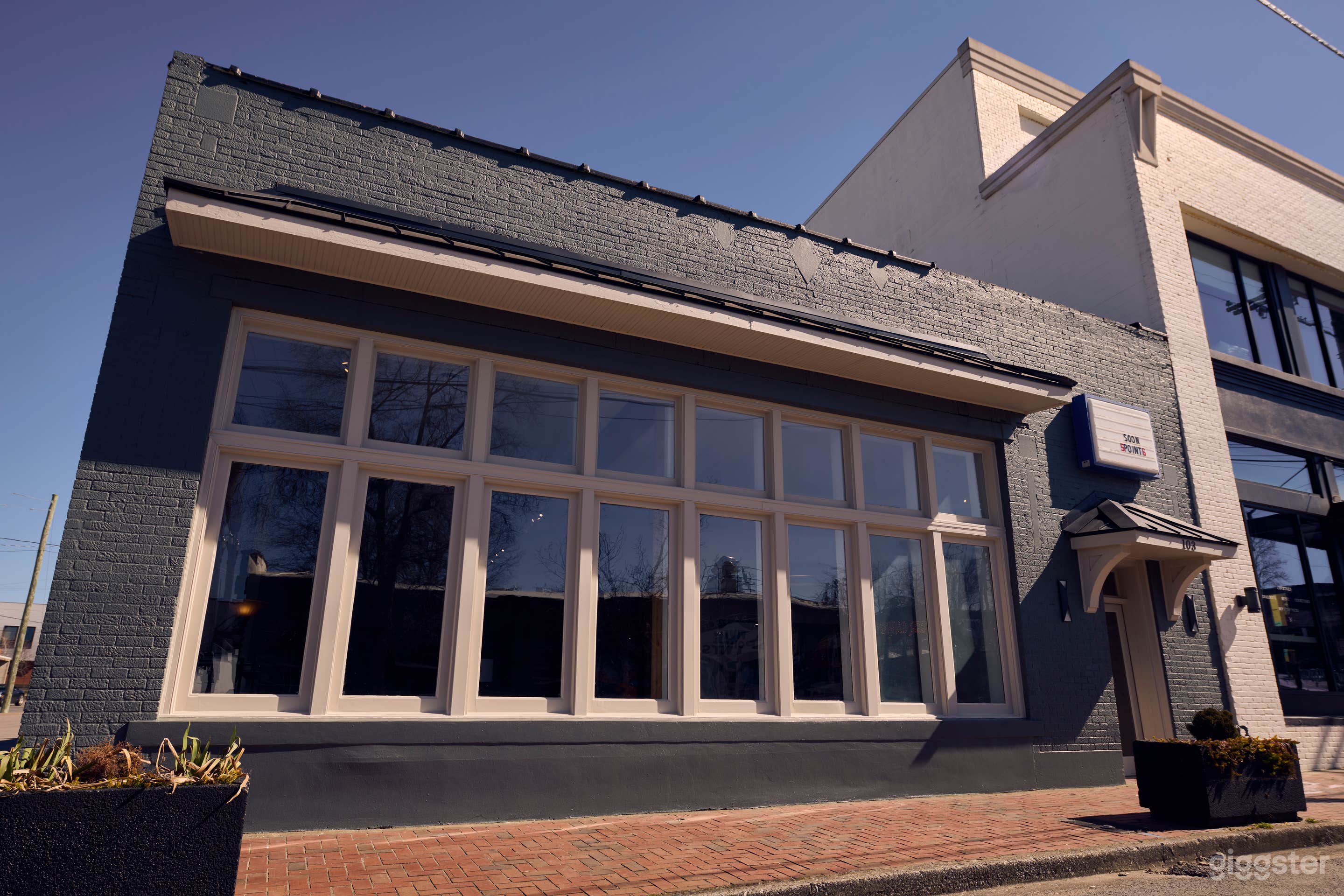 Photo Studio / Art Gallery located in Five Points Photo 2