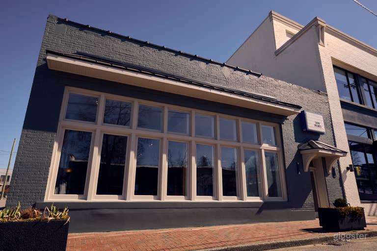  Photo Studio / Art Gallery located in Five Points 